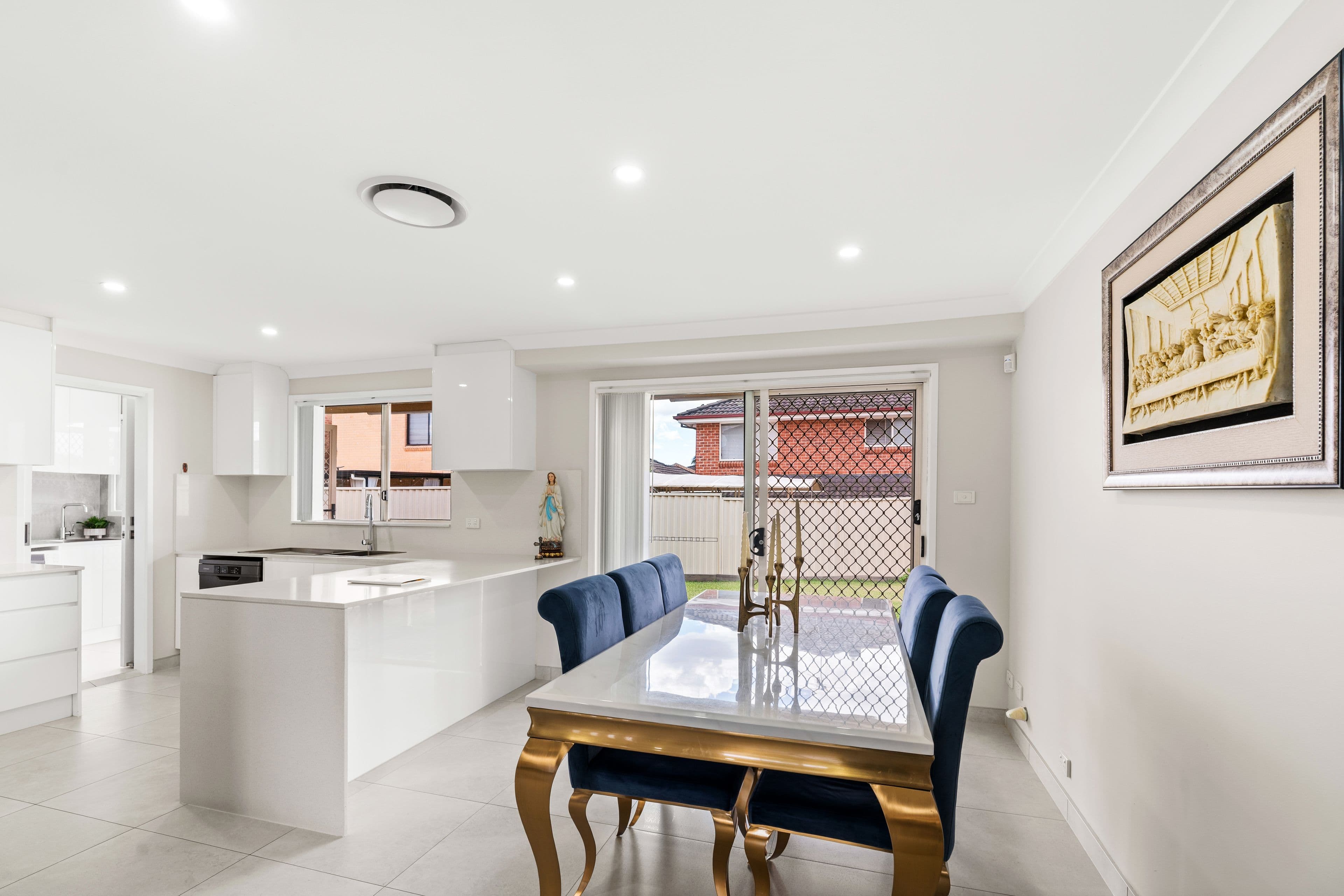 84 Scottsdale Circuit, West Hoxton NSW 2171, West Hoxton - Thumbnail 5