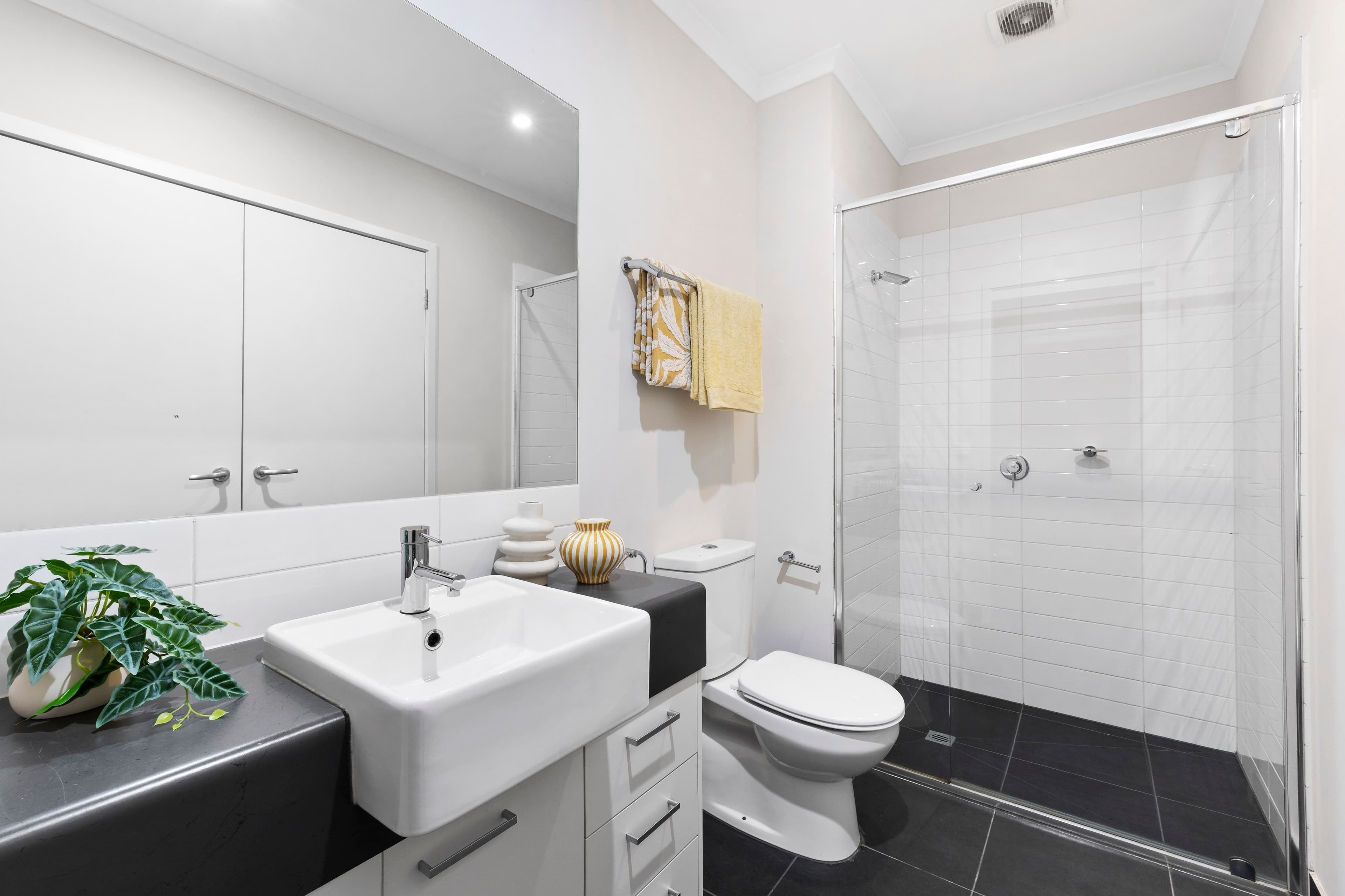 3 Gorman Drive, Mill Park VIC 3082, Mill Park - Thumbnail 6