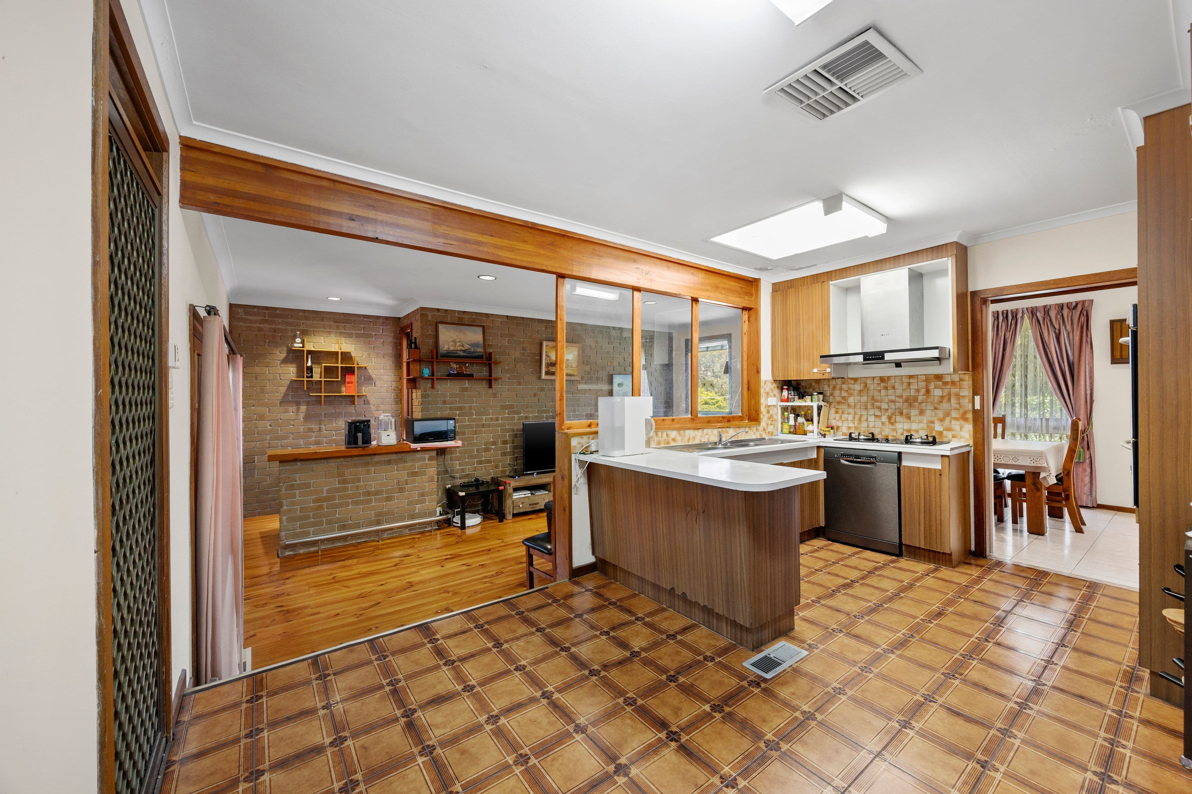 35 Sunset Drive, Heathmont VIC 3135, Heathmont - Thumbnail 4