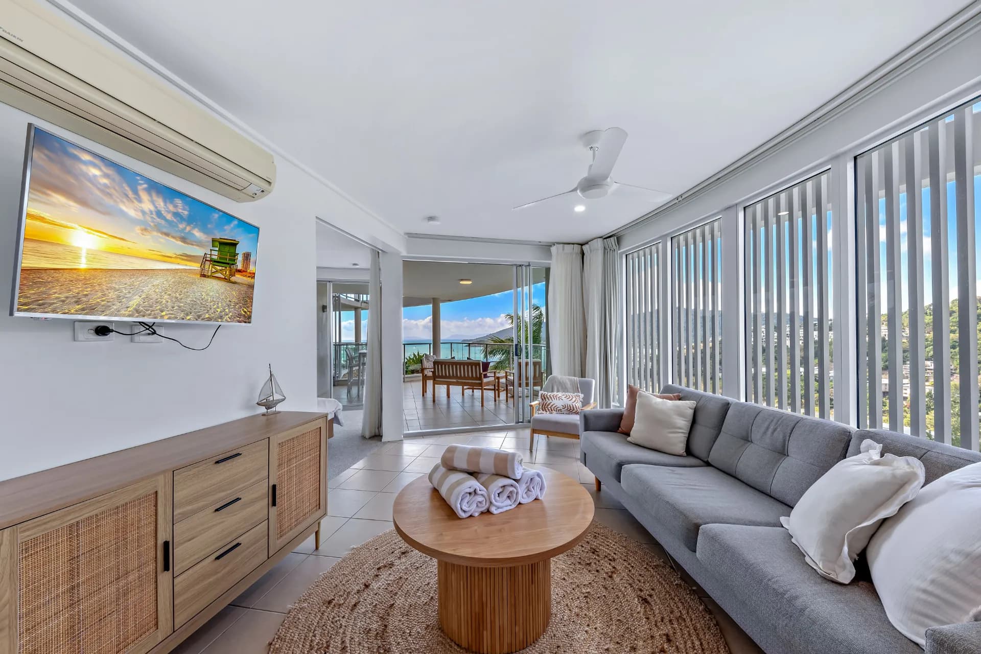 9/18 Seaview Drive, Airlie Beach., Airlie Beach - Thumbnail 2