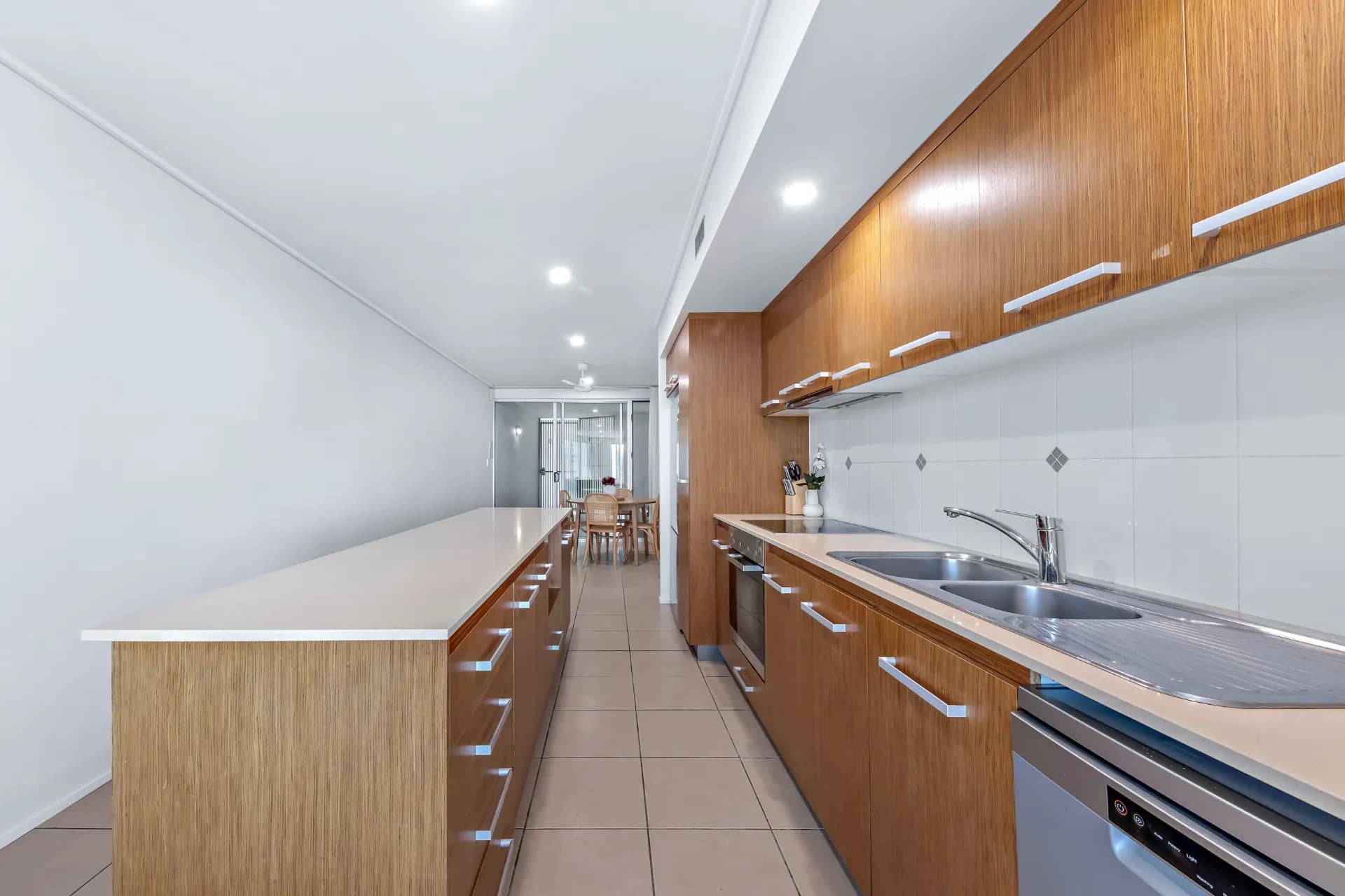 9/18 Seaview Drive, Airlie Beach., Airlie Beach - Thumbnail 6