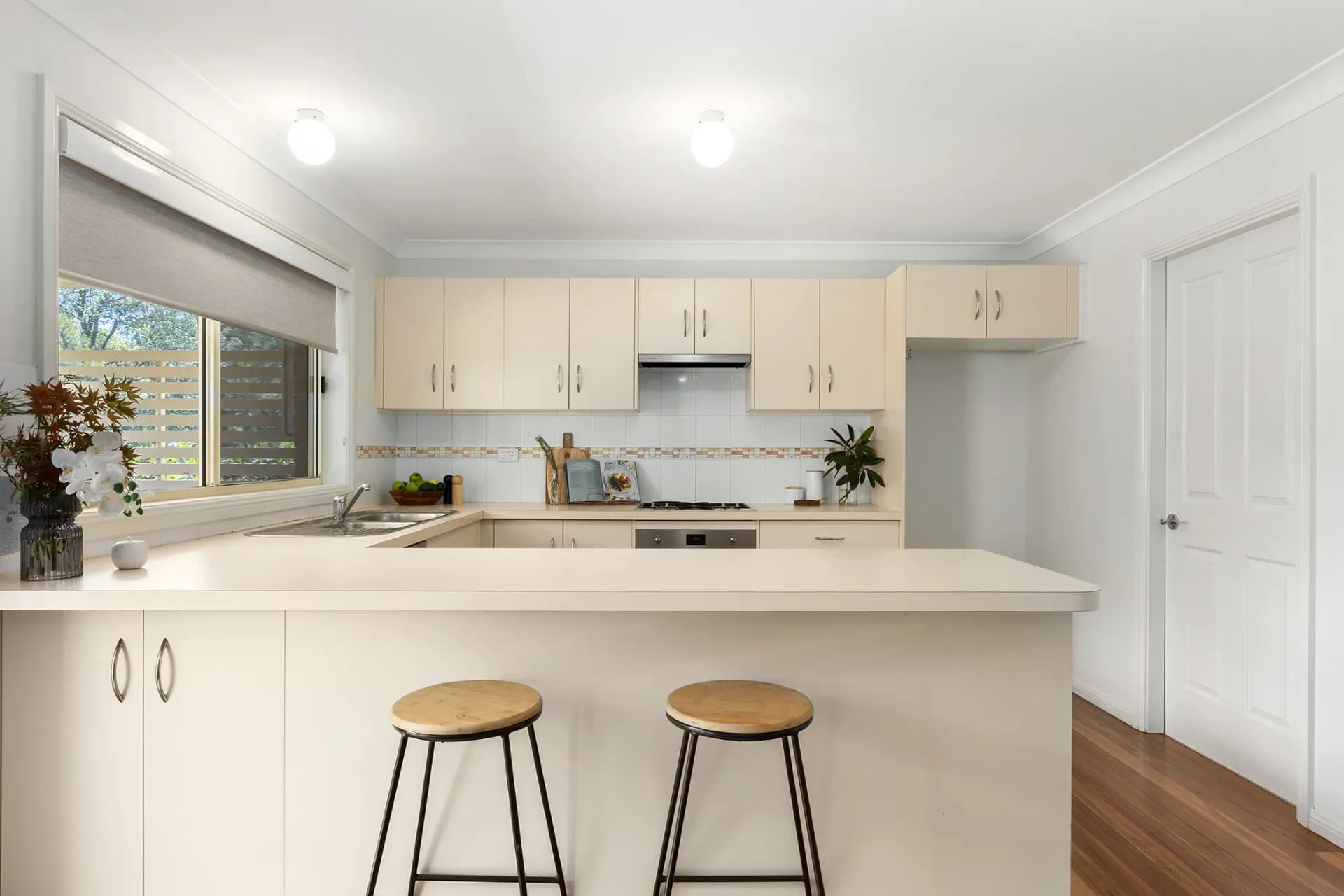 6/2-8 Bland  Road, Springwood., Springwood - Thumbnail 3