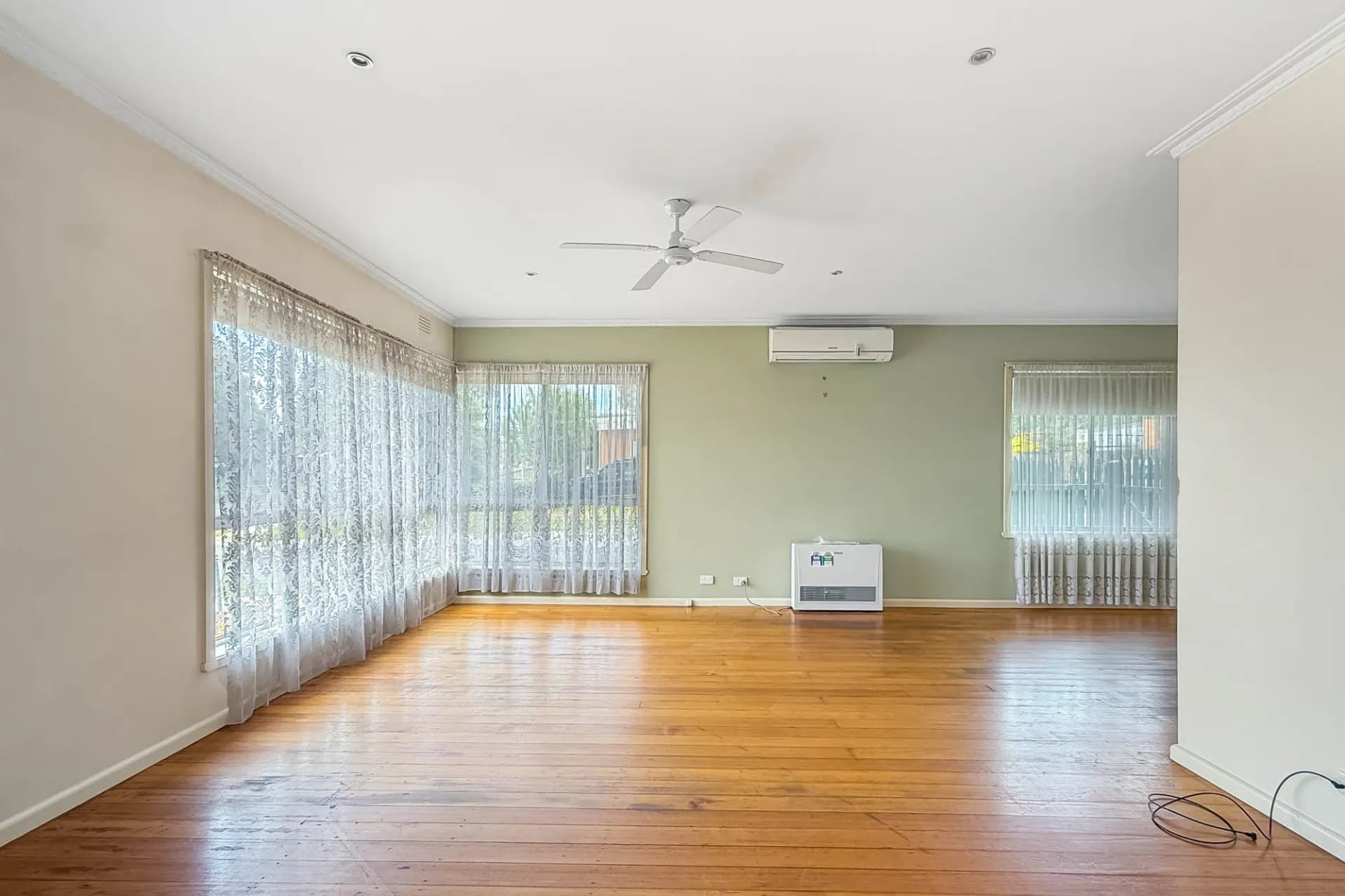 27 Princess Street, Warragul, VIC, Warragul - Thumbnail 4