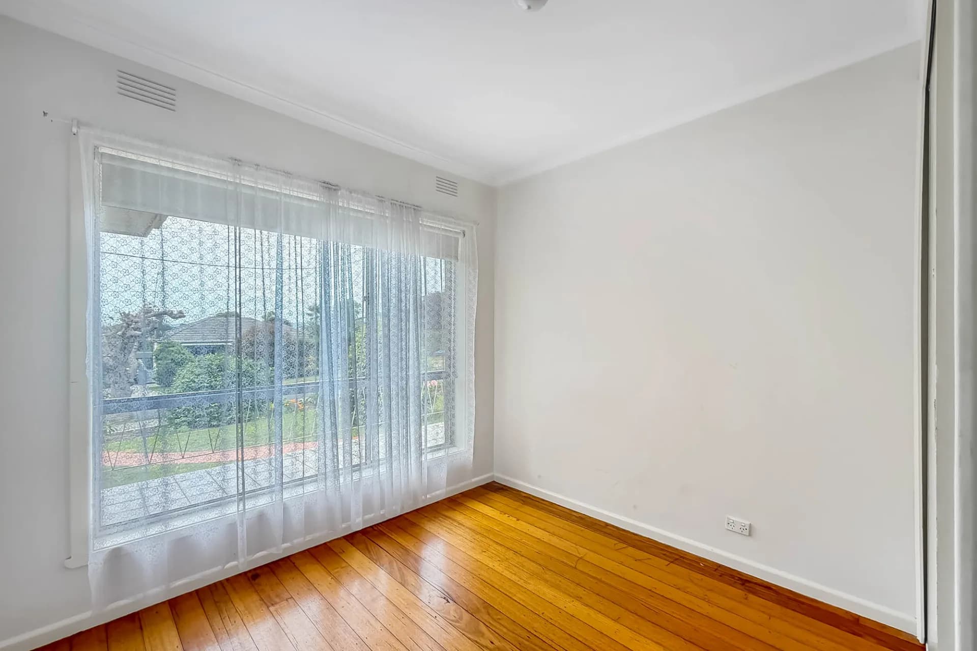 27 Princess Street, Warragul, VIC, Warragul - Thumbnail 8