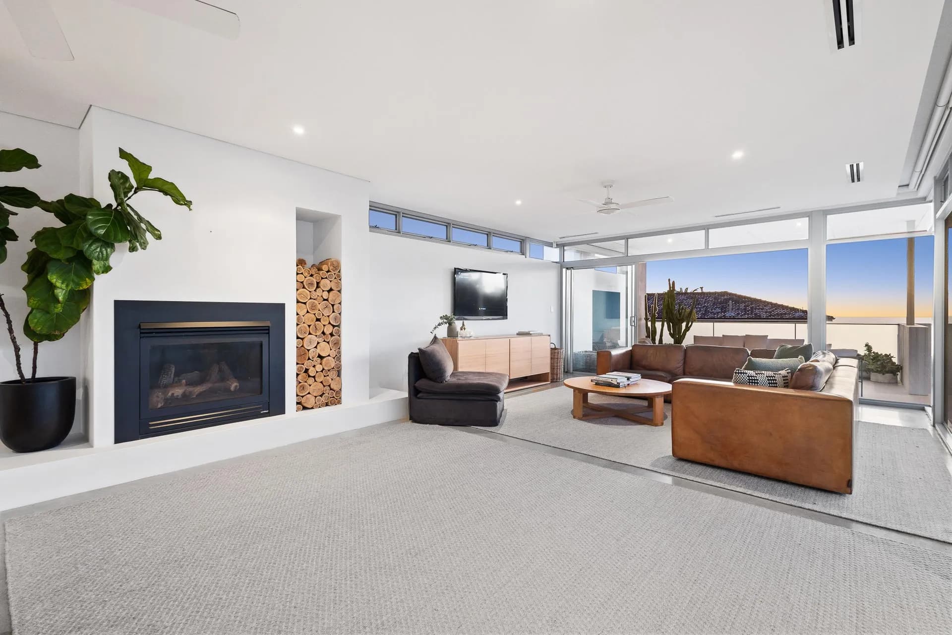 38 Sudbury Way, City Beach., City Beach - Thumbnail 8