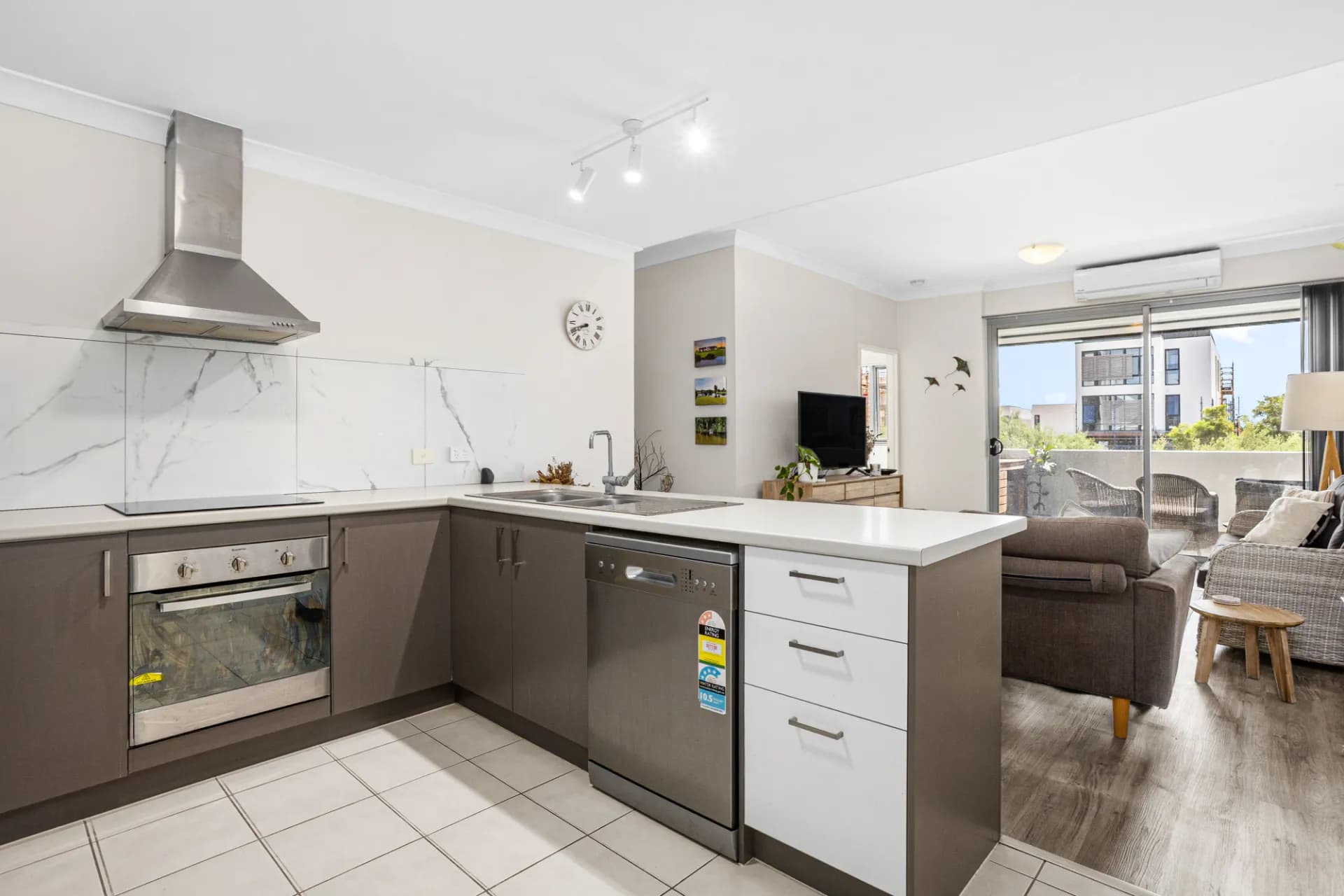 40/25 O'Connor Close, North Coogee., North Coogee - Thumbnail 6