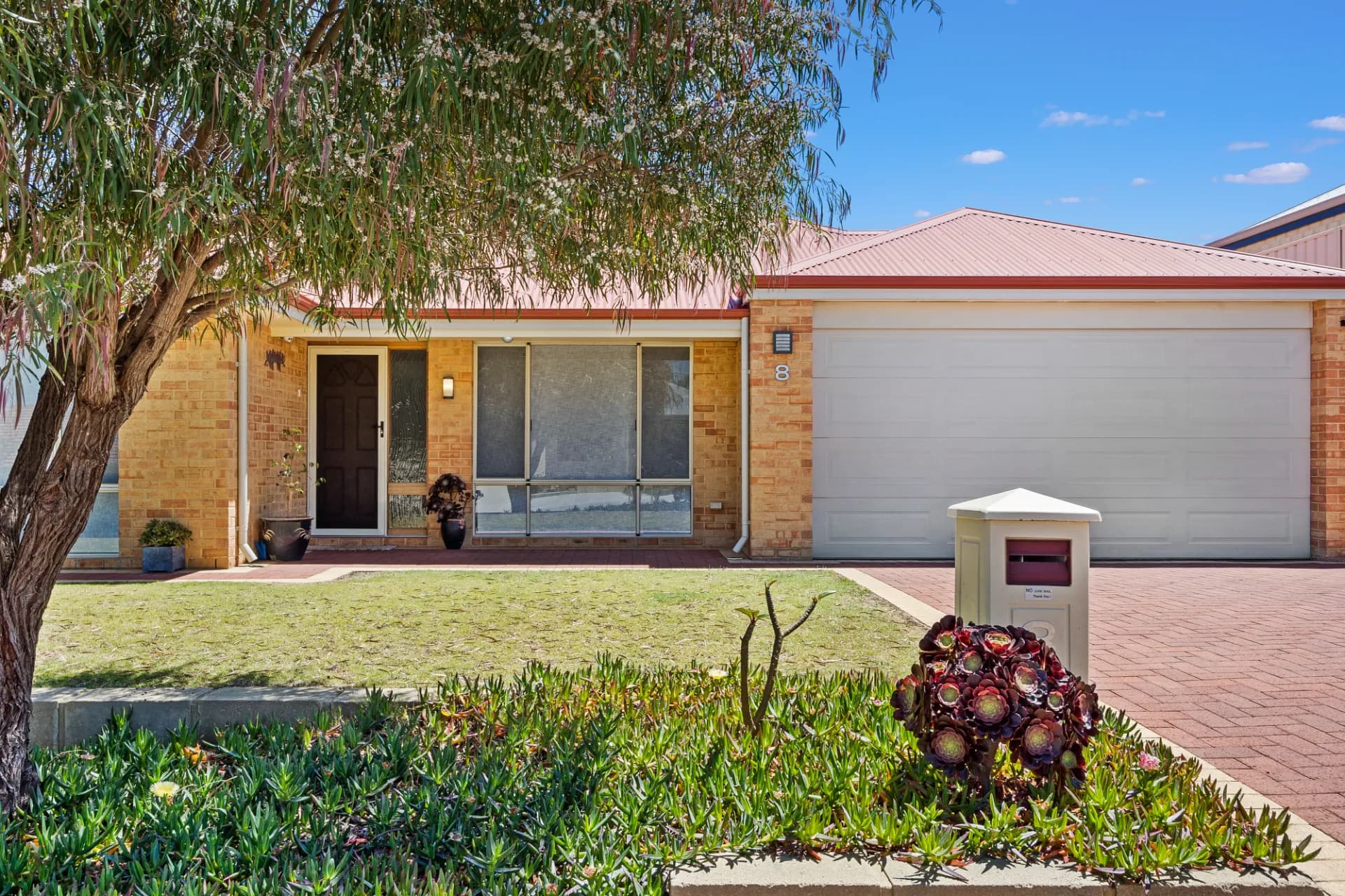 8 Cunderdin Loop, Dawesville., Dawesville - Thumbnail 2