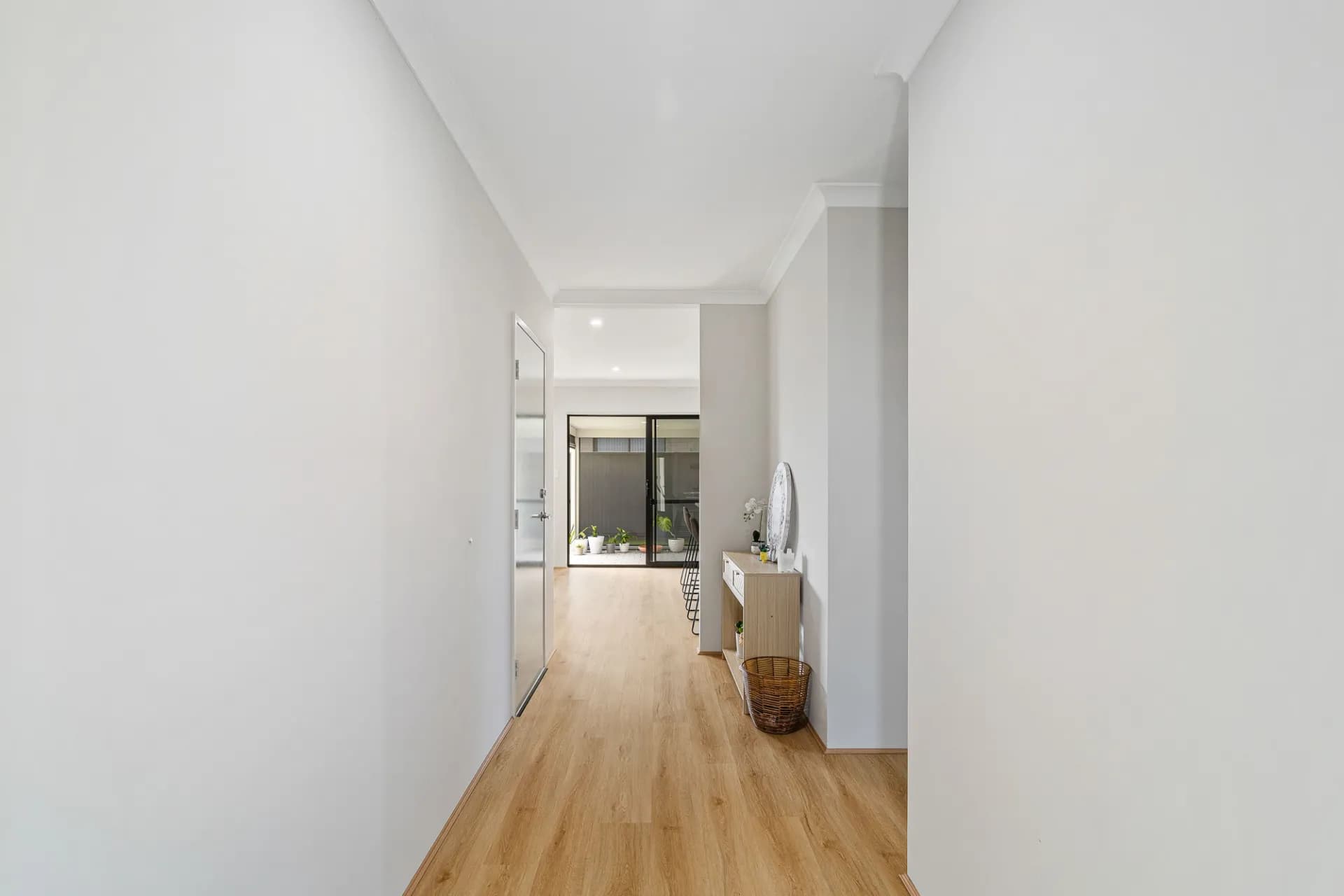 118 Lakewood Parkway, Coodanup., Coodanup - Thumbnail 3