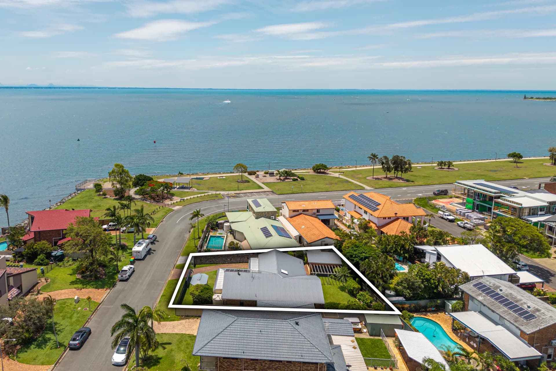 51 Southern Cross Drive, Newport., Newport - Thumbnail 2