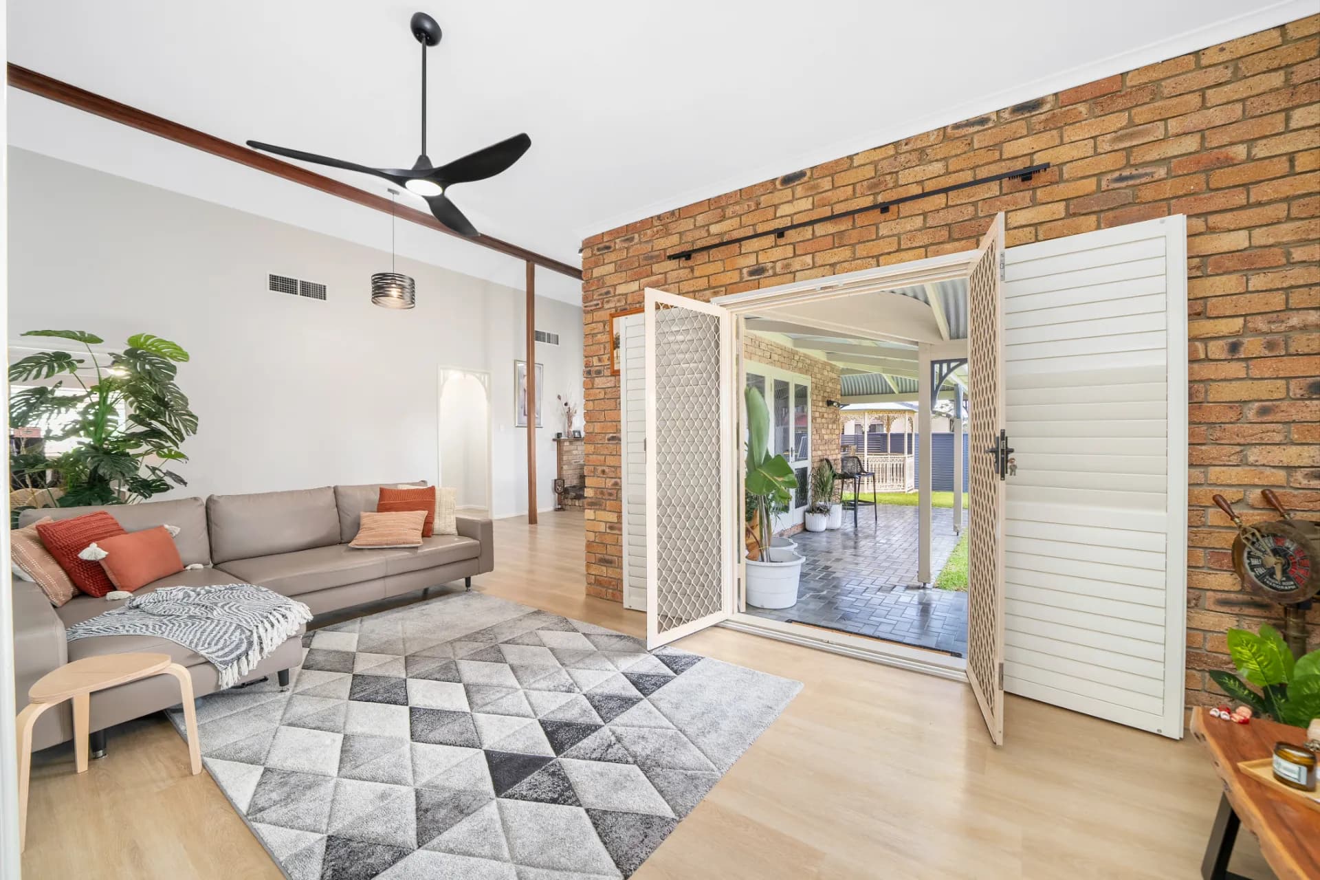 51 Southern Cross Drive, Newport., Newport - Thumbnail 3