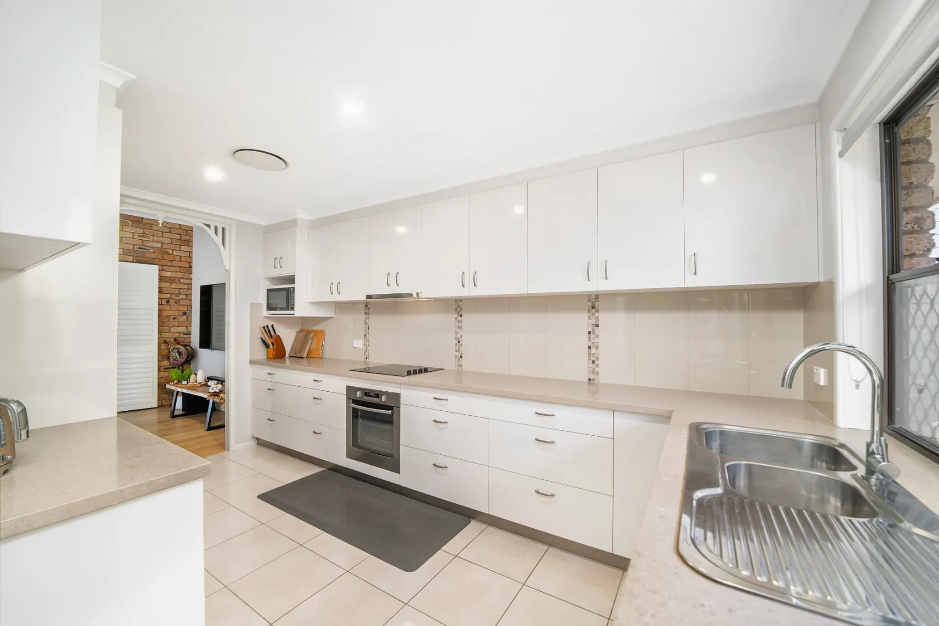 51 Southern Cross Drive, Newport., Newport - Thumbnail 7