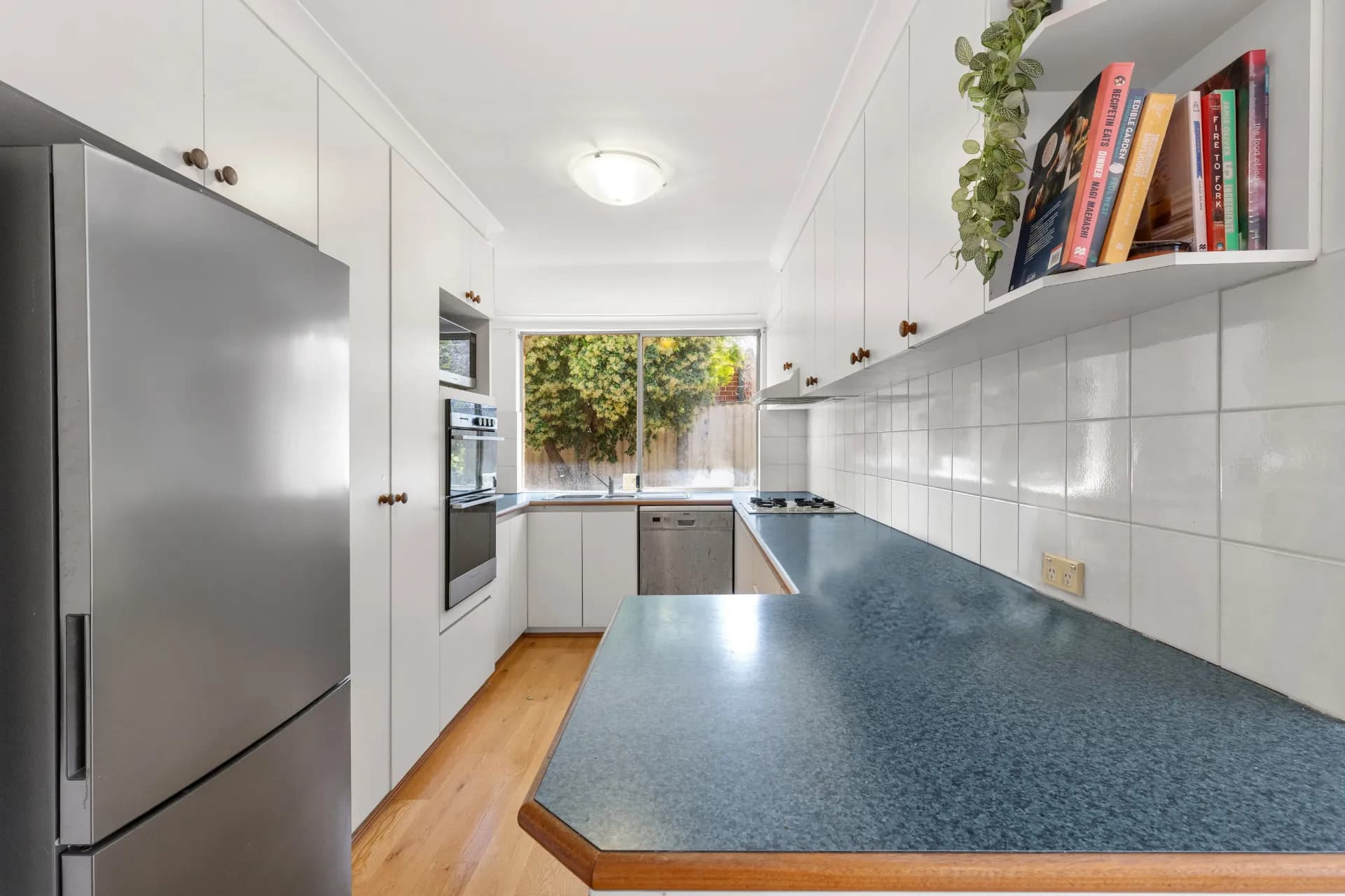 2/36 Crawshaw Crescent, Manning., Manning - Thumbnail 6