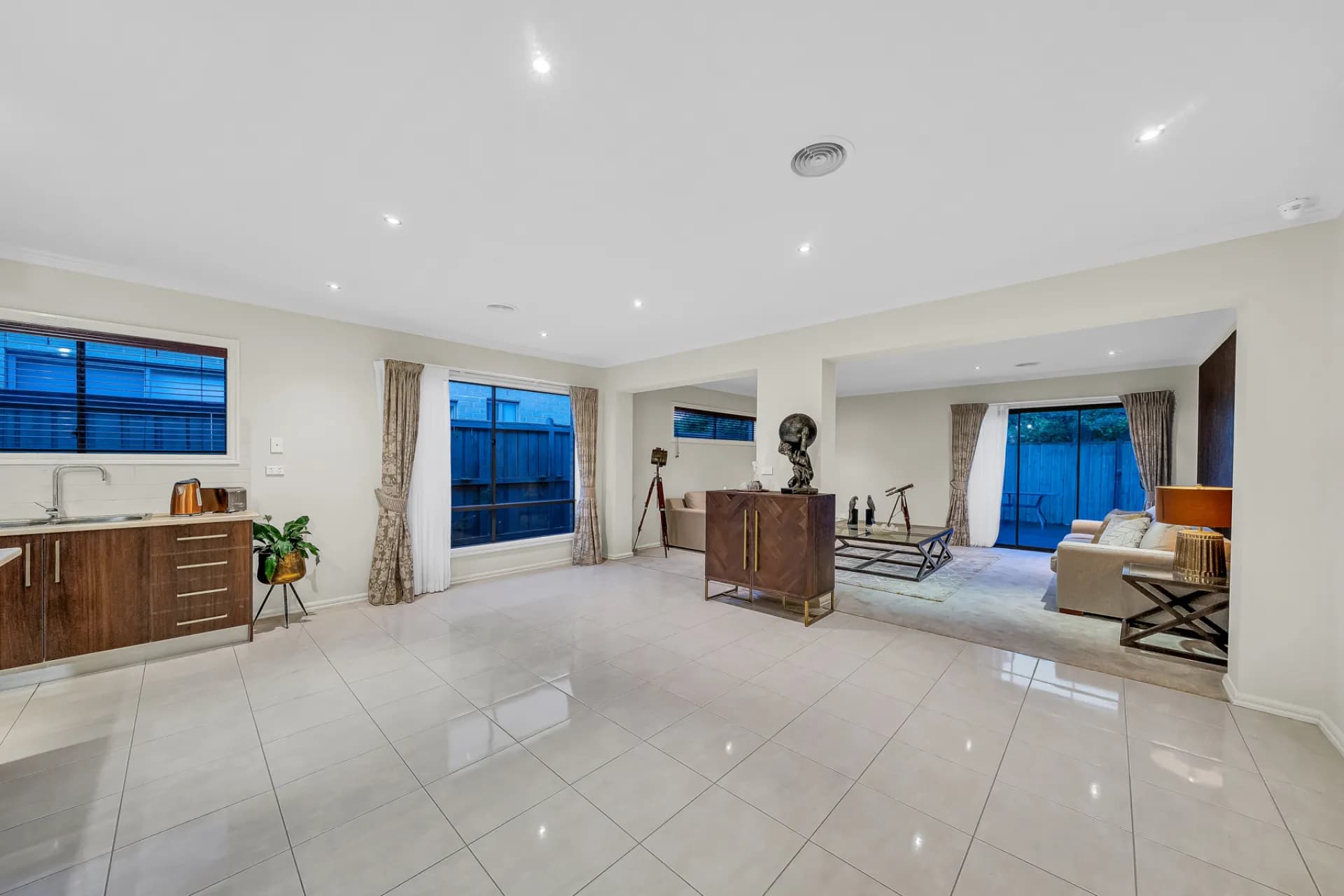 17  Newhaven Drive, Williams Landing., Williams Landing - Thumbnail 3