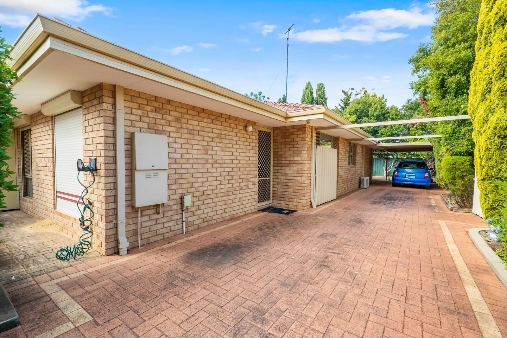 102B Waldron Boulevard, Greenfields., Greenfields - Thumbnail 4