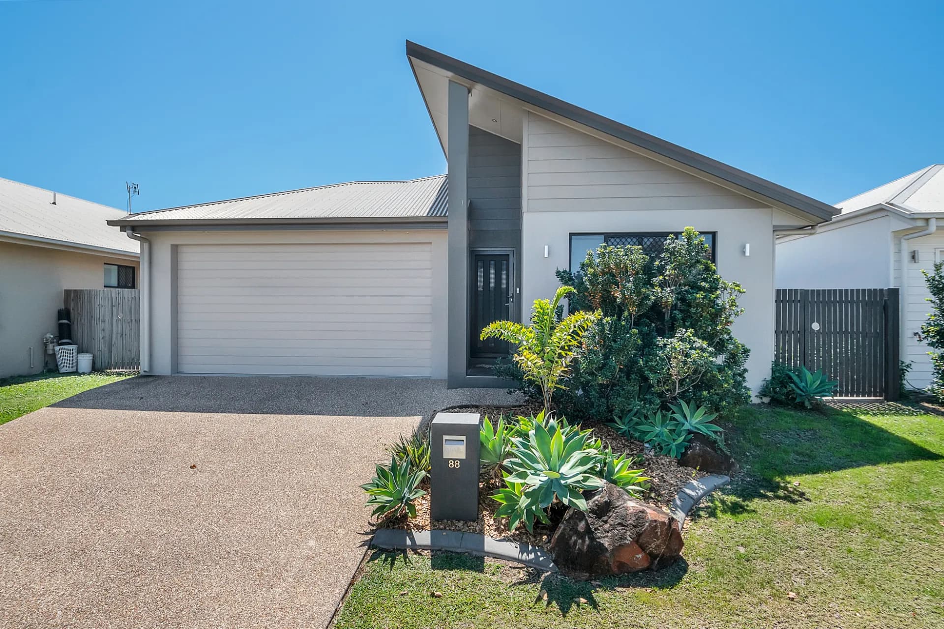 88 Poinsettia Drive, Bohle Plains., Bohle Plains - Image 1