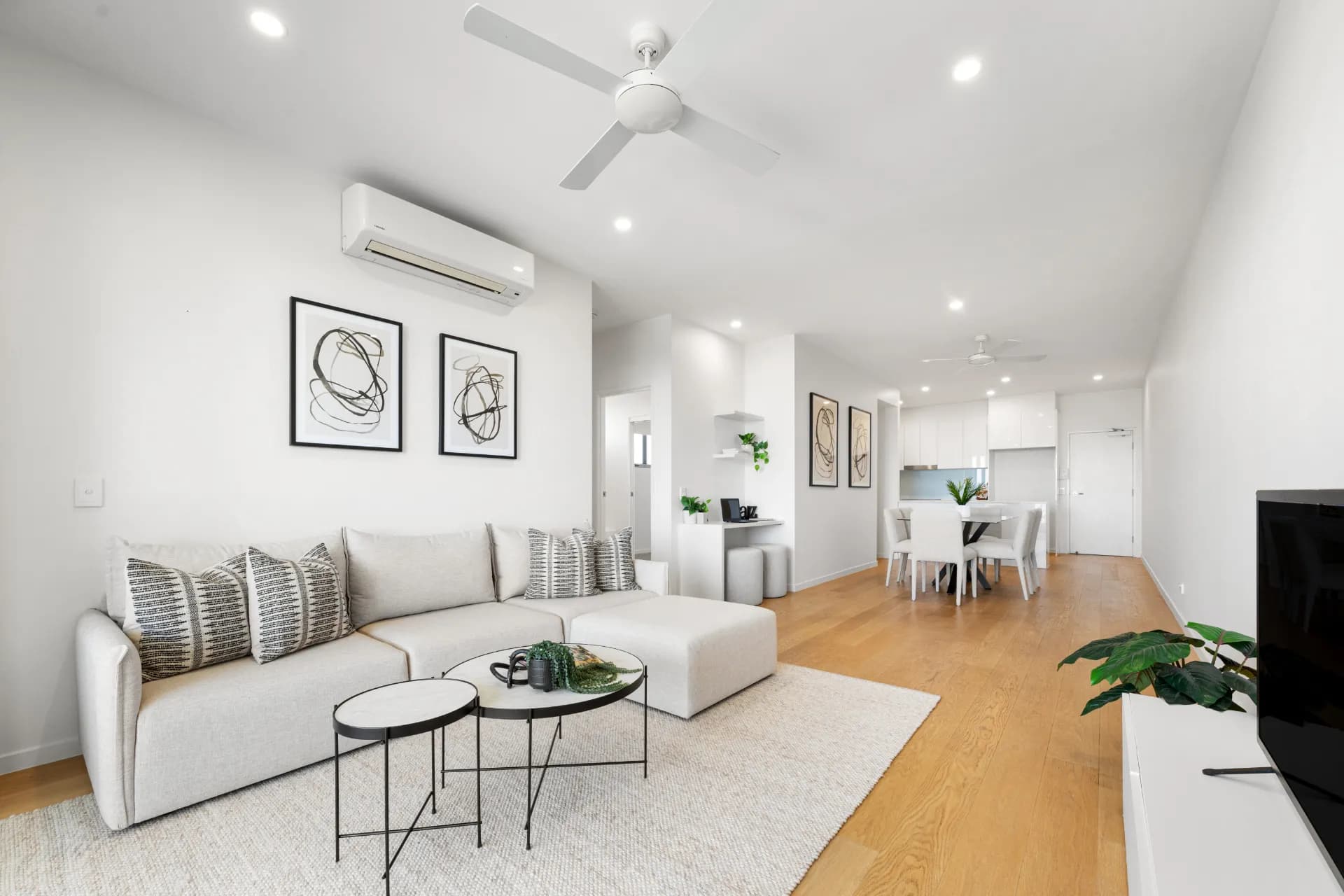 404/47 Hood Street, Sherwood., Sherwood - Image 1