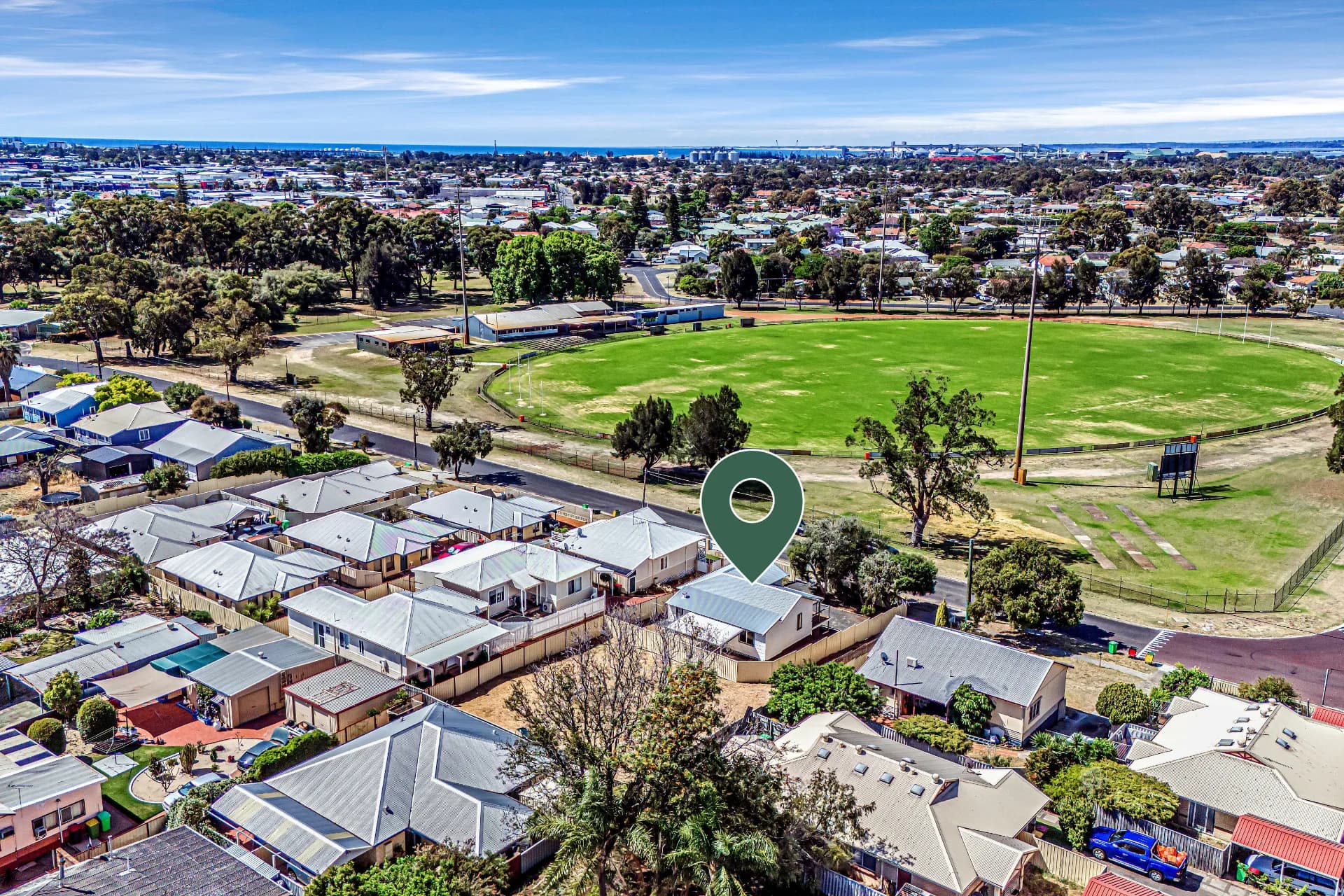 33 Xavier Street, Carey Park., Carey Park - Thumbnail 2