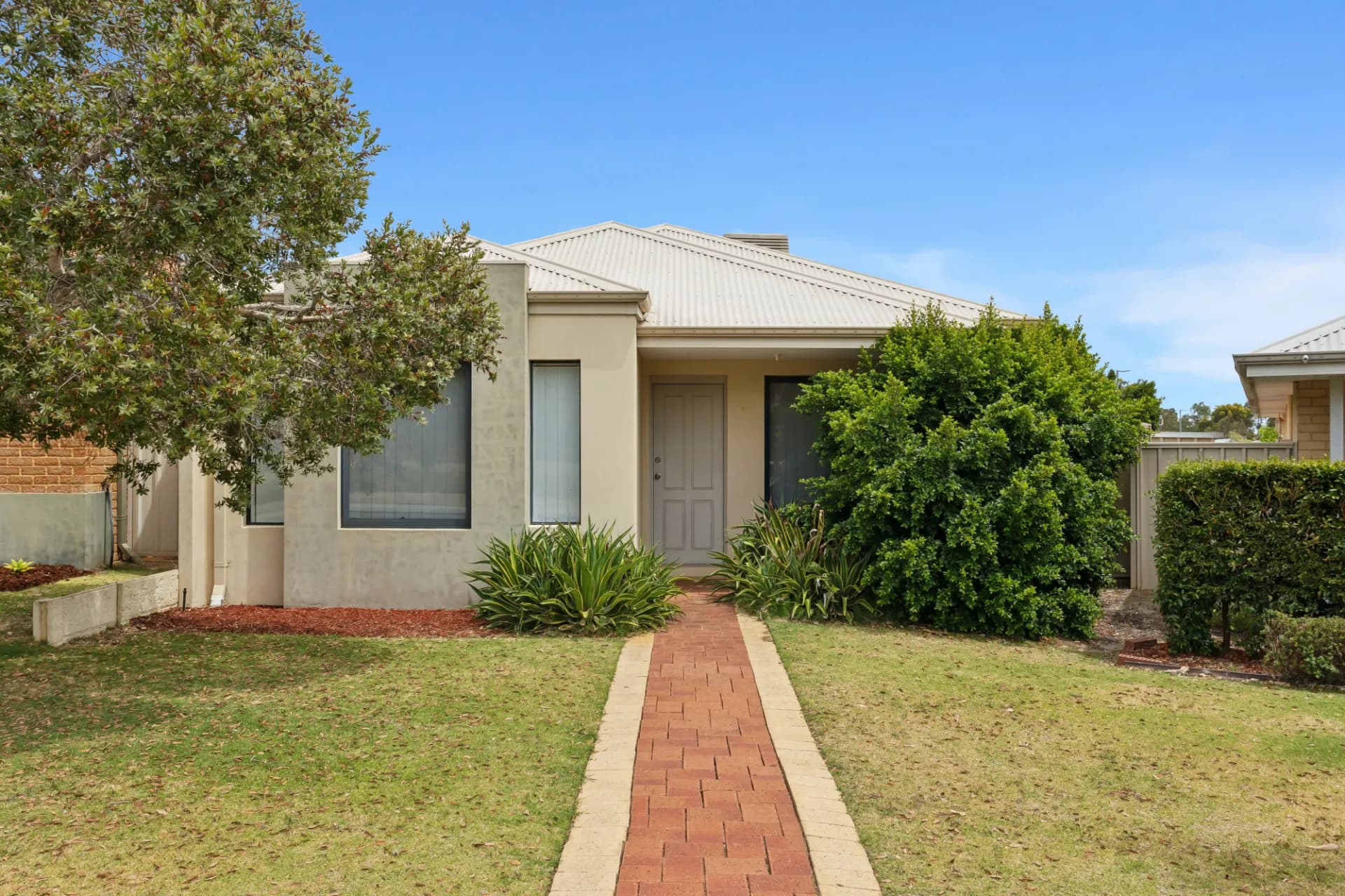 18/61 Elvire Street, Viveash., Viveash - Image 1
