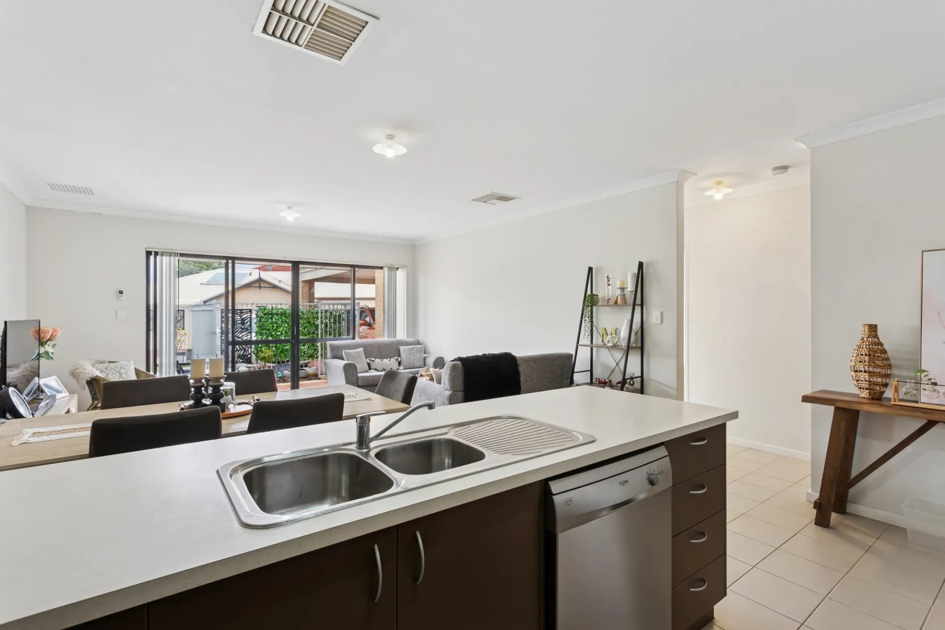 18/61 Elvire Street, Viveash., Viveash - Thumbnail 4