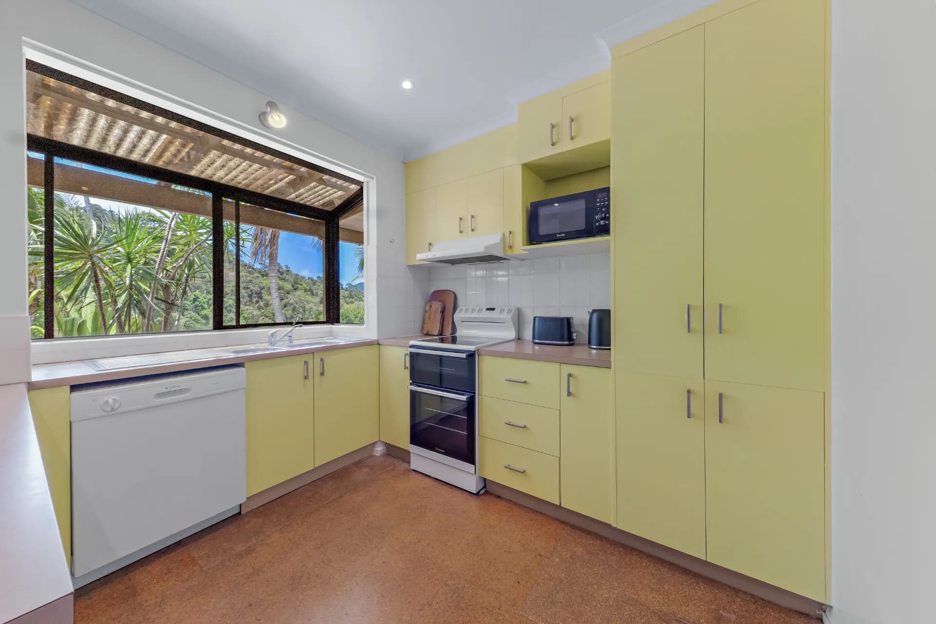 38 Moonlight Drive, Jubilee Pocket, QLD, Jubilee Pocket - Thumbnail 7