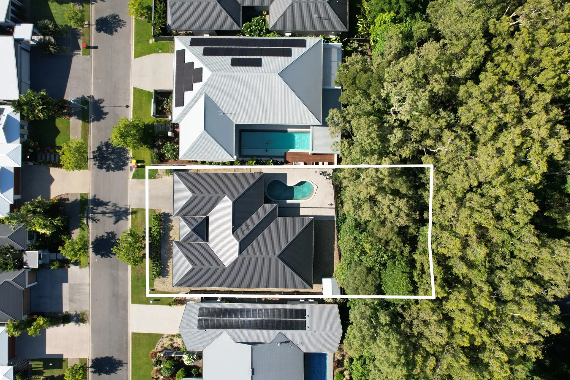 35 Seaside Parade, Palm Cove., Palm Cove - Thumbnail 3
