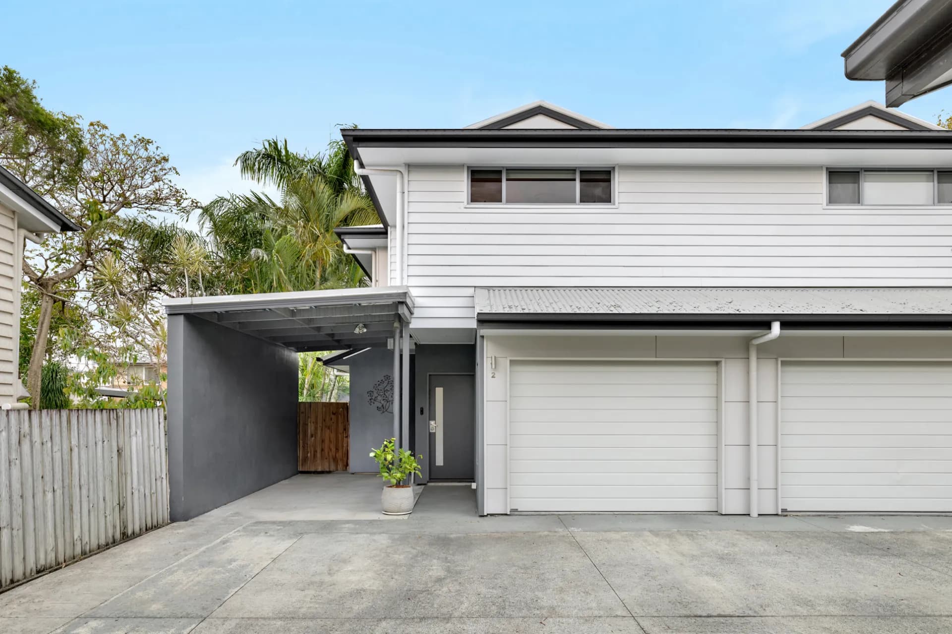 2/20 Moore Street, Morningside., Morningside - Thumbnail 2