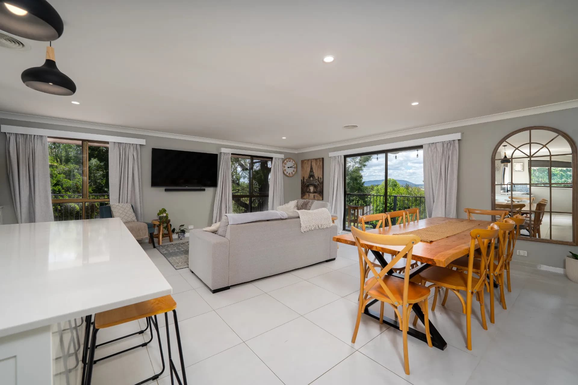 6 Bishop Crescent, Armidale., Armidale - Thumbnail 3