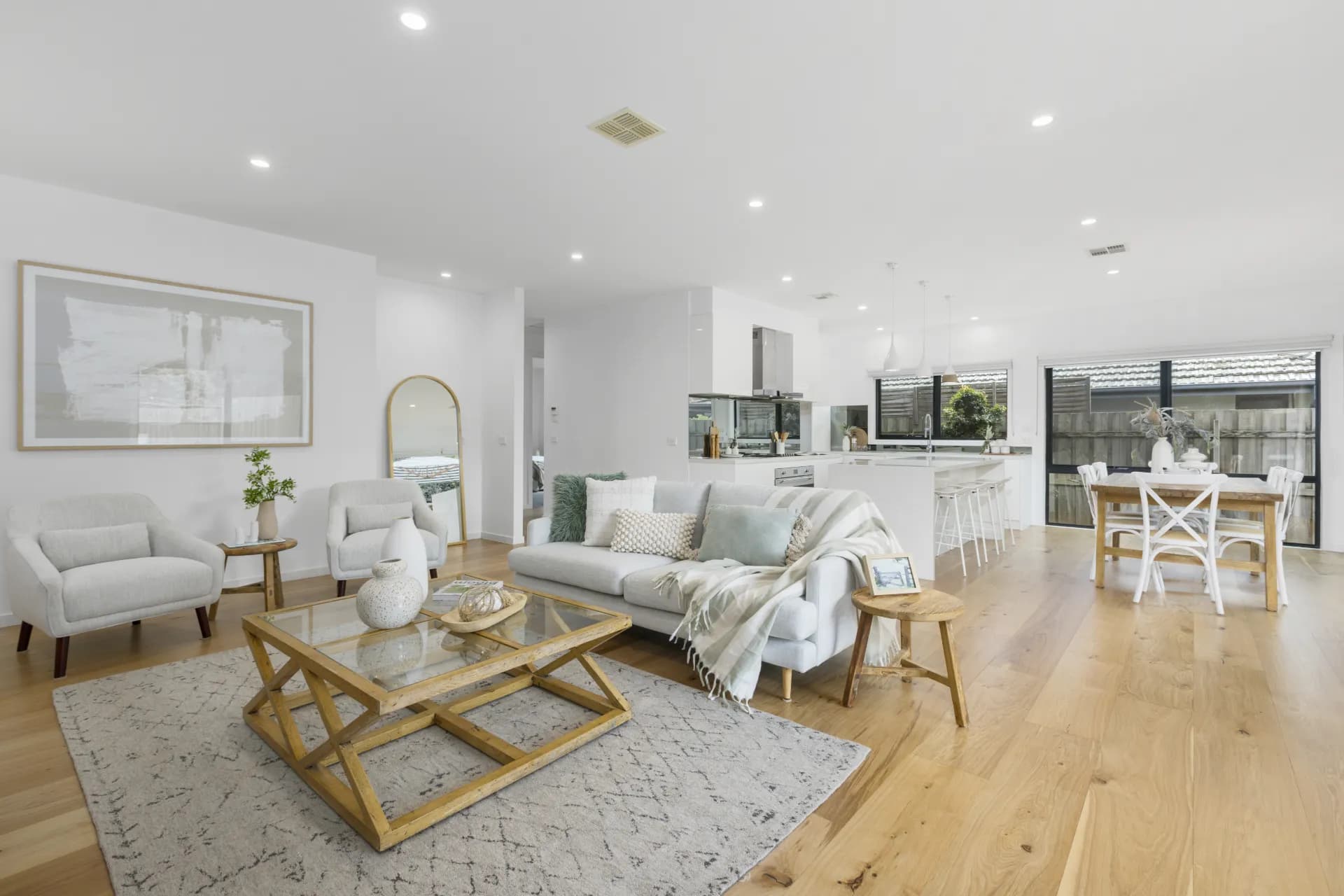 3/7 Campbell Grove, Dingley Village., Dingley Village - Image 1