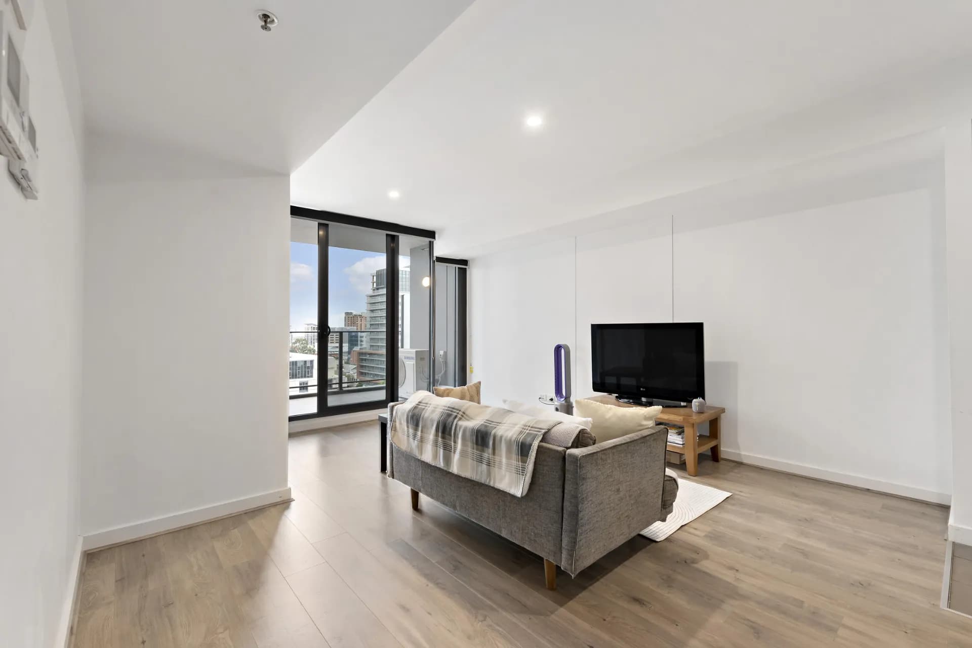 913A/160 Grote Street, Adelaide., Adelaide - Thumbnail 5