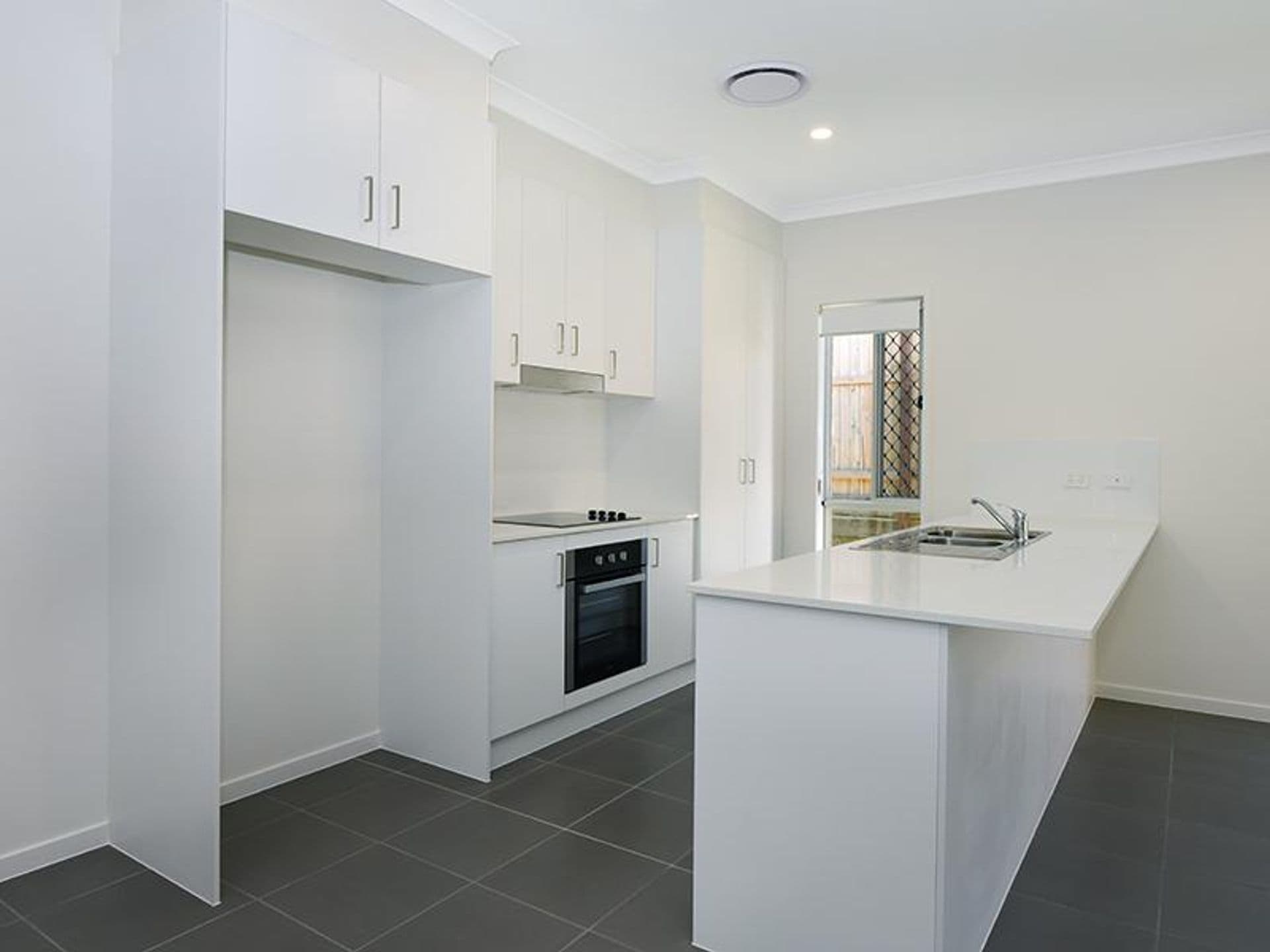 6 Serengetti Street, Harristown, QLD, 4350, Harristown - Thumbnail 2