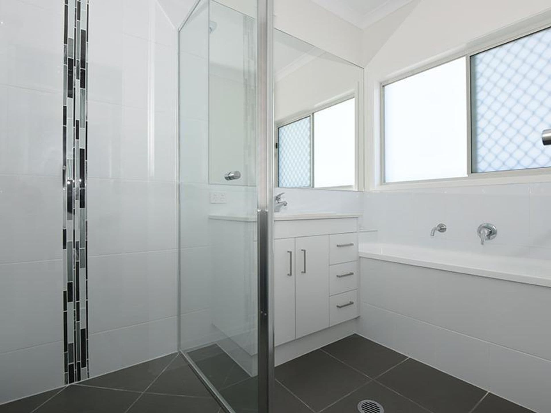 6 Serengetti Street, Harristown, QLD, 4350, Harristown - Thumbnail 6