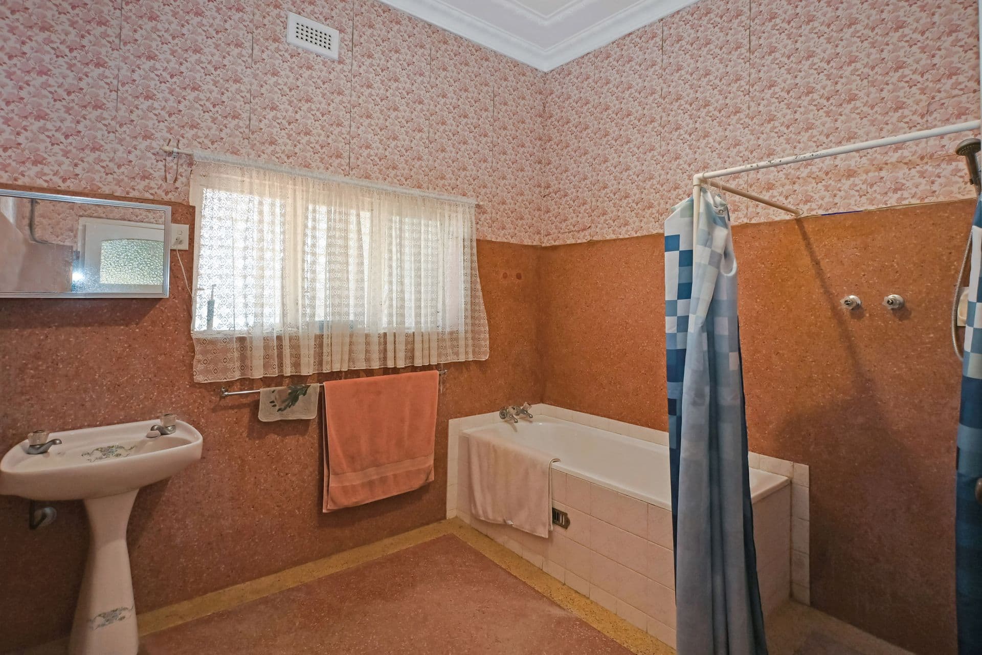 35 Morish Street, Broken Hill, NSW, 2880, Broken Hill - Thumbnail 8