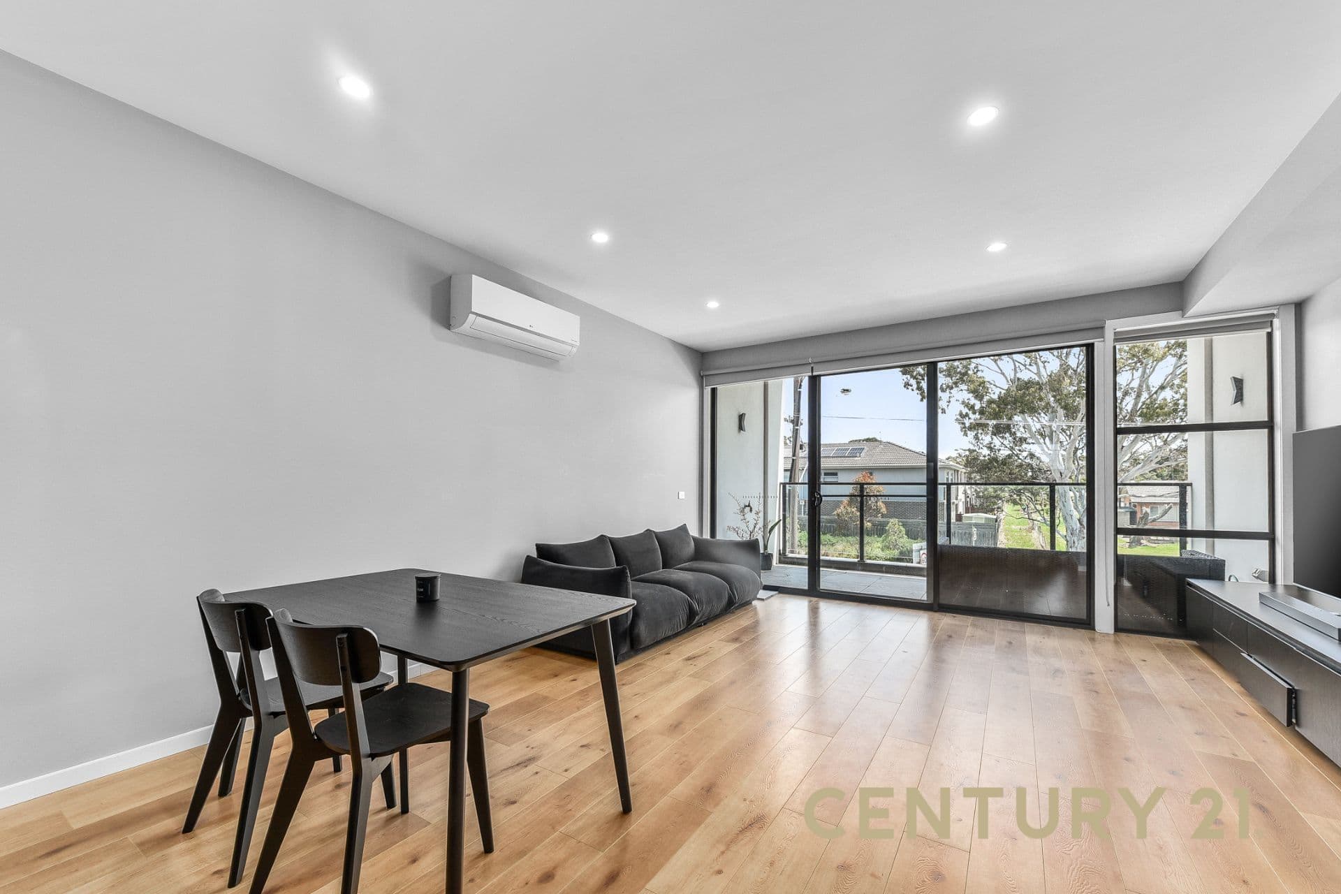 9 Calibre Retreat, Keysborough, VIC, 3173, Keysborough - Thumbnail 2