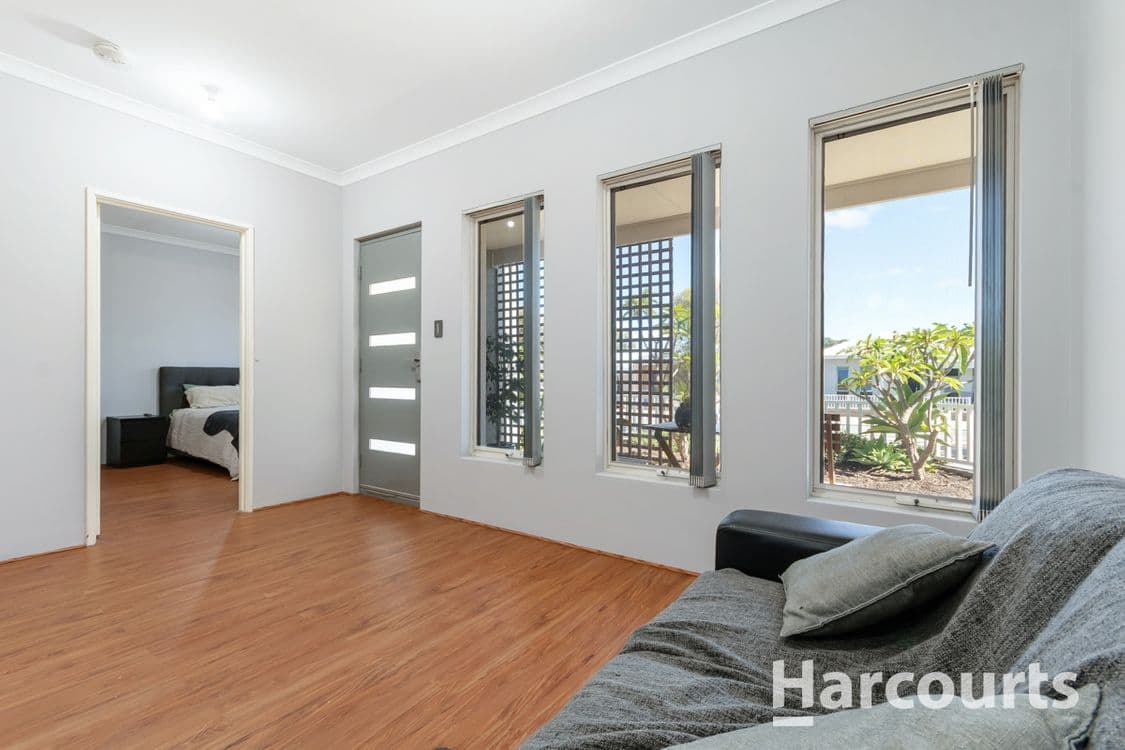 315 Banrock Drive, ELLENBROOK, WA 6069, Ellenbrook - Thumbnail 3