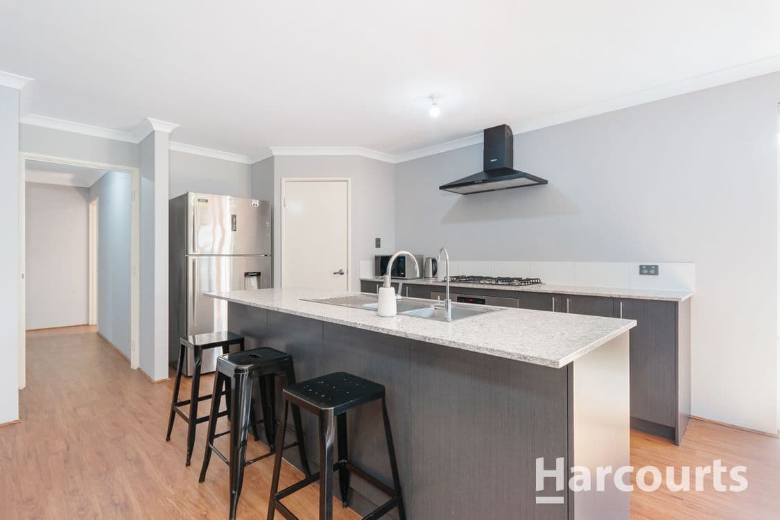 315 Banrock Drive, ELLENBROOK, WA 6069, Ellenbrook - Thumbnail 4