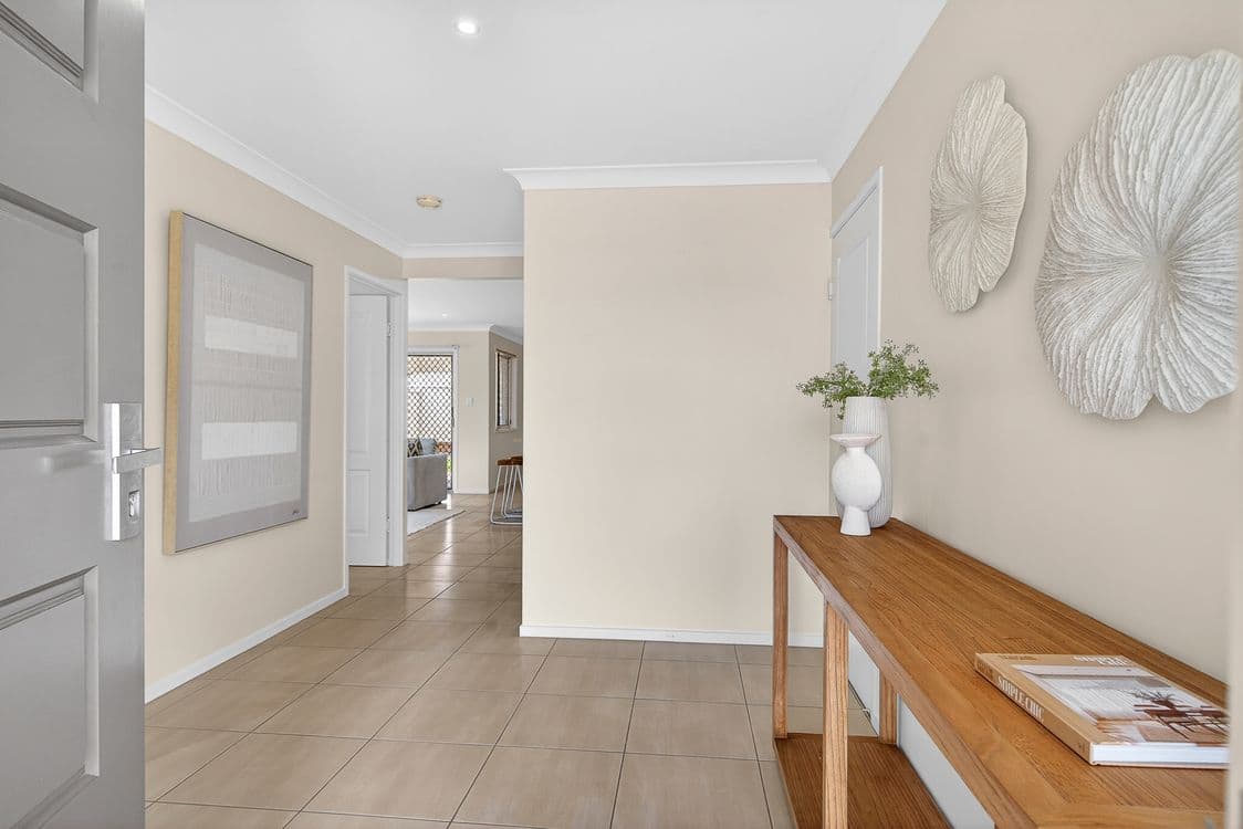102 School Road, WYNNUM WEST, QLD 4178, Wynnum West - Thumbnail 2