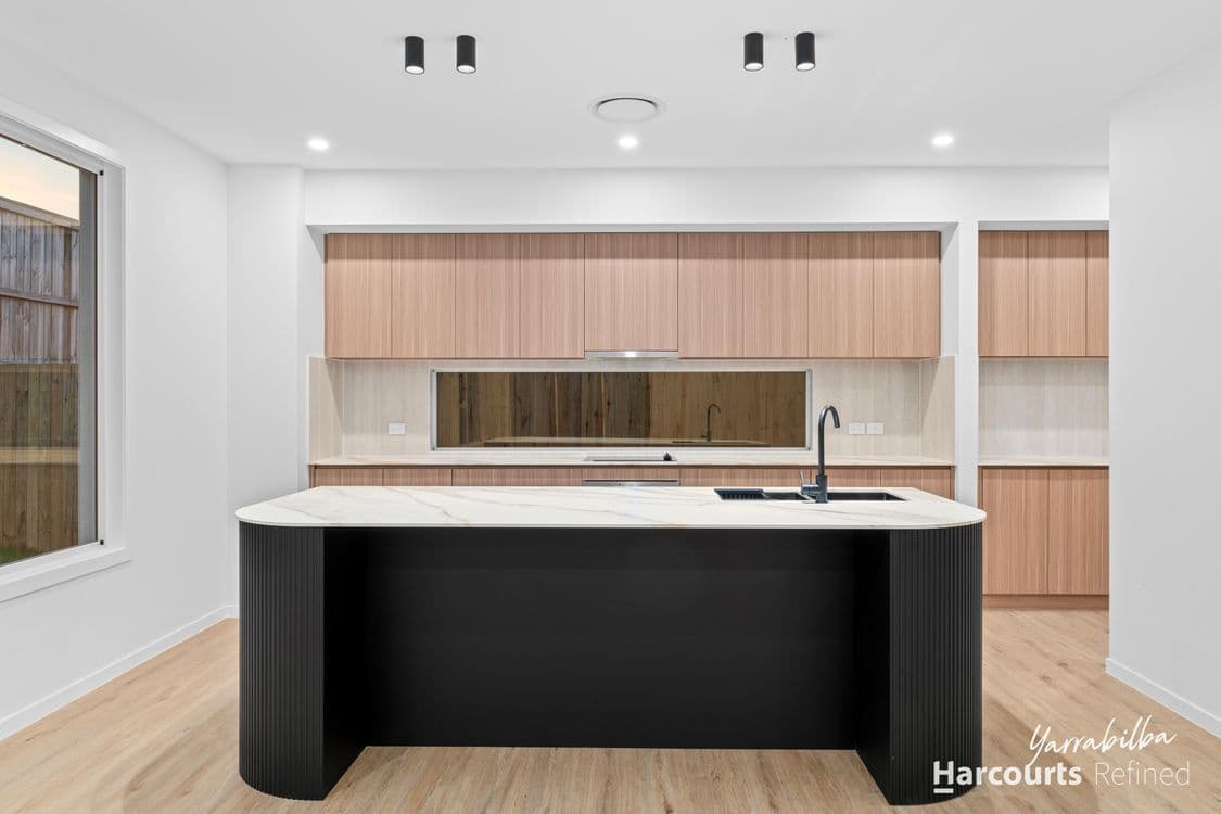 26 Kensington Circuit, YARRABILBA, QLD 4207, Yarrabilba - Thumbnail 2