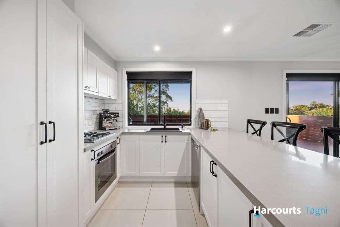 201 Windebanks Road, ABERFOYLE PARK, SA 5159, Aberfoyle Park - Thumbnail 8