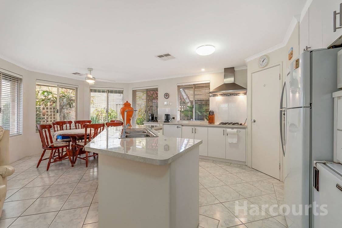 10 Marriot Turn, CURRAMBINE, WA 6028, Currambine - Thumbnail 4