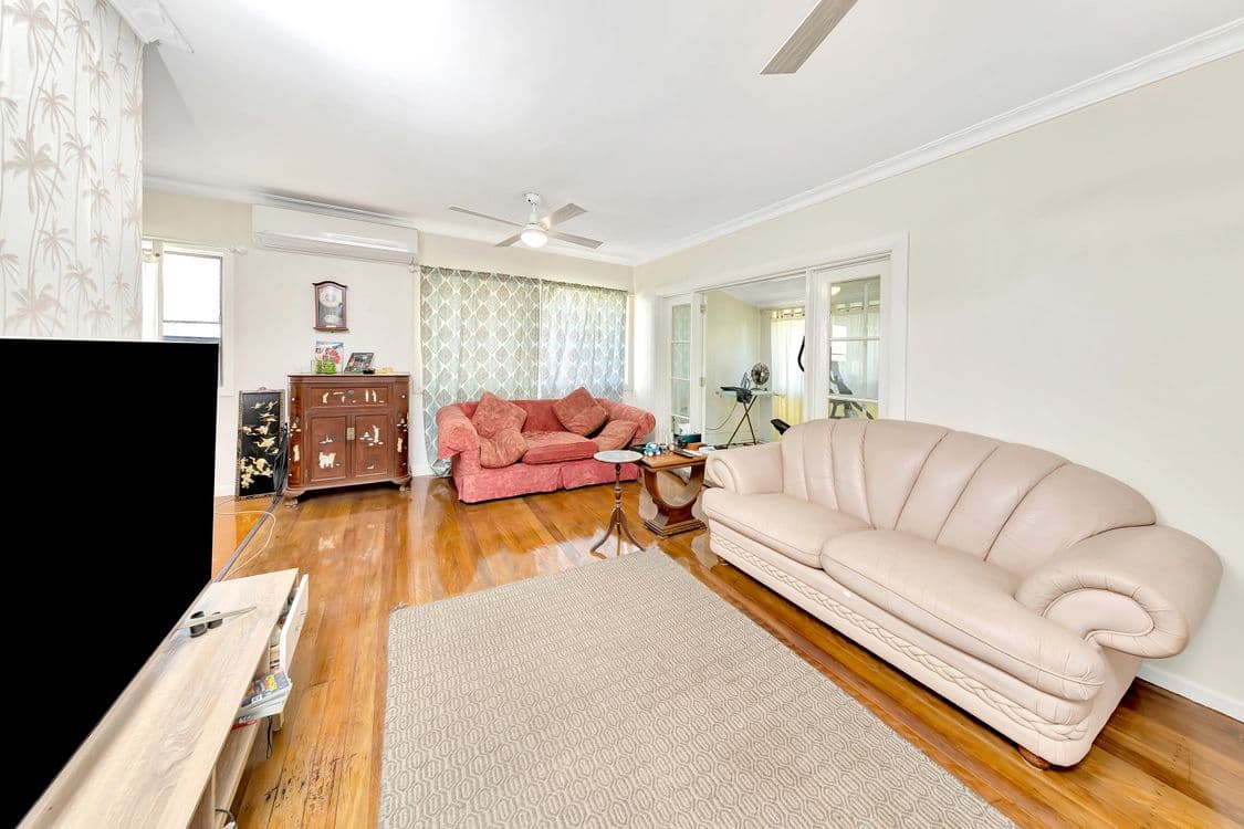 48 Anzac Road, CARINA HEIGHTS, QLD 4152, Carina Heights - Thumbnail 3