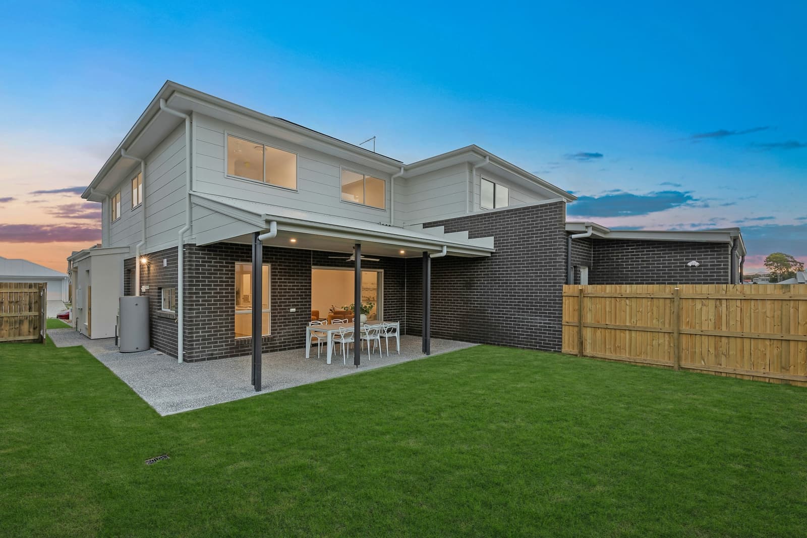 31 Princeton Circuit,Lawnton, Lawnton - Thumbnail 2