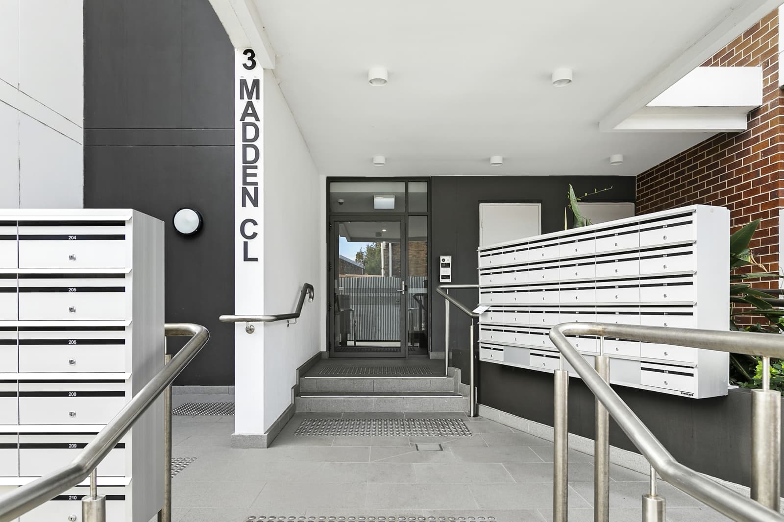 3 Madden Close, Botany - Thumbnail 5