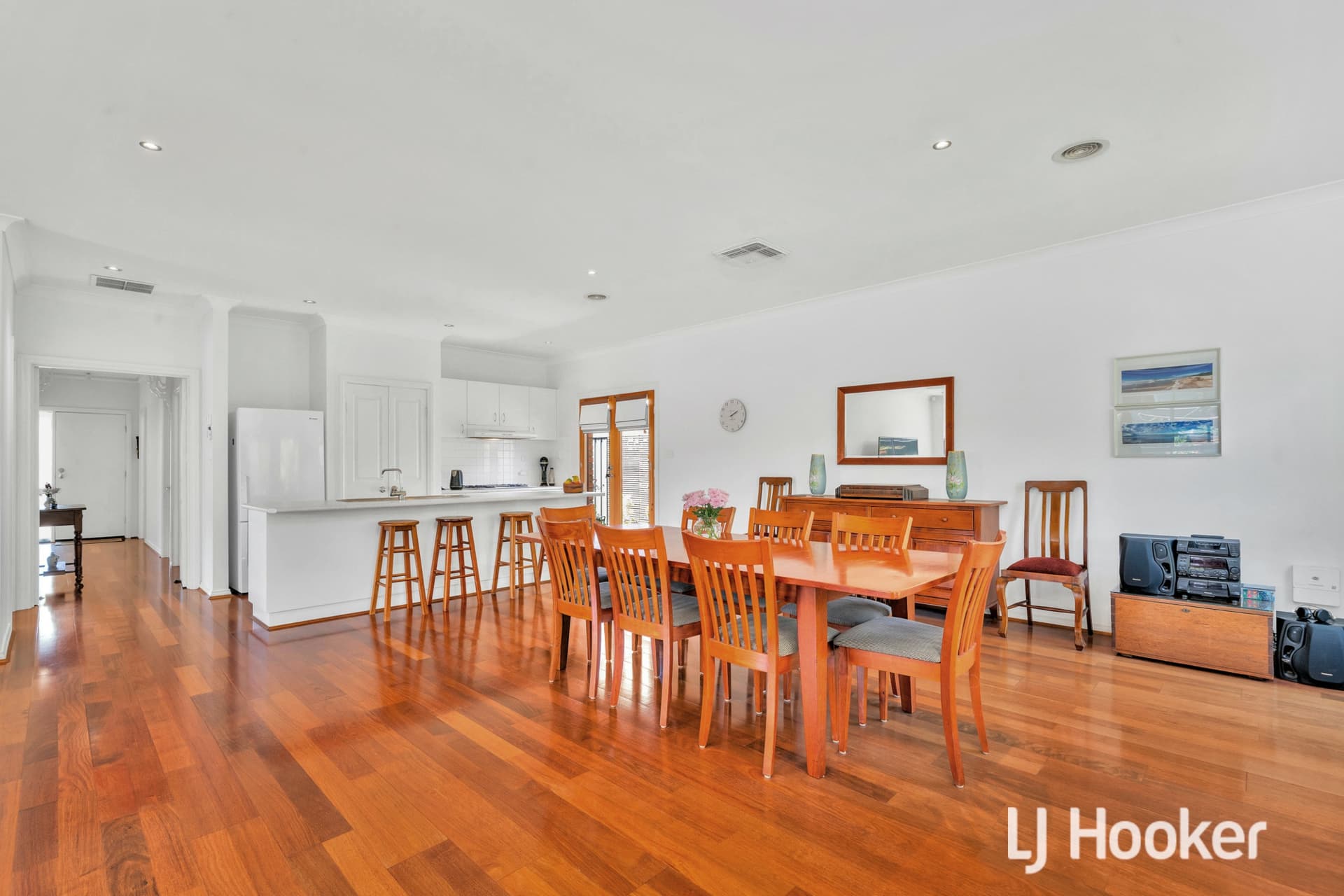 9 Hindmarsh Drive, Manor Lakes, Manor Lakes - Thumbnail 5