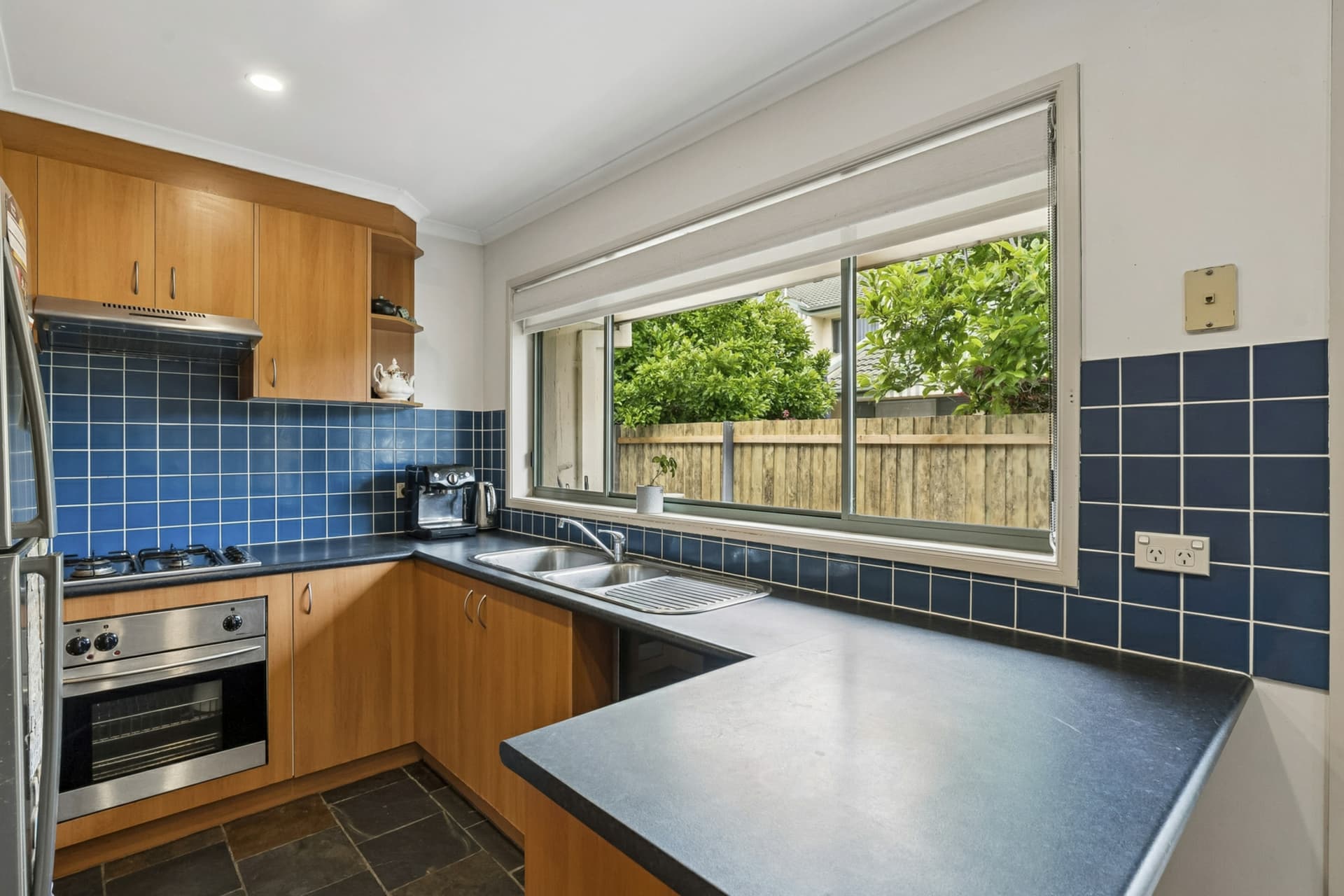 12/10 Federal Highway, Watson, Watson - Thumbnail 2