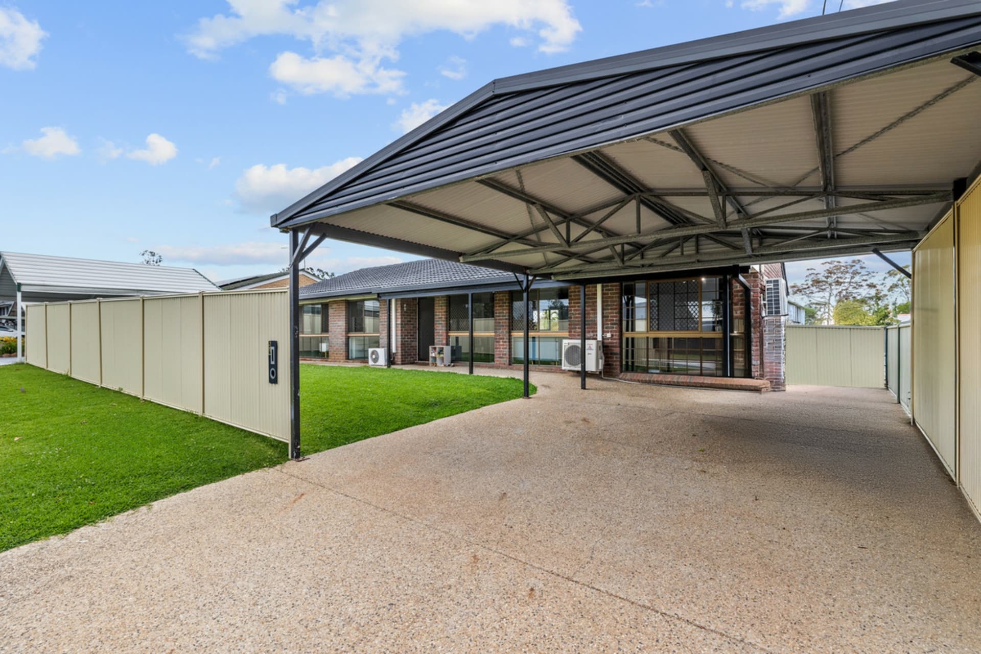 54 Hampshire Crescent, Alexandra Hills, Alexandra Hills - Thumbnail 2