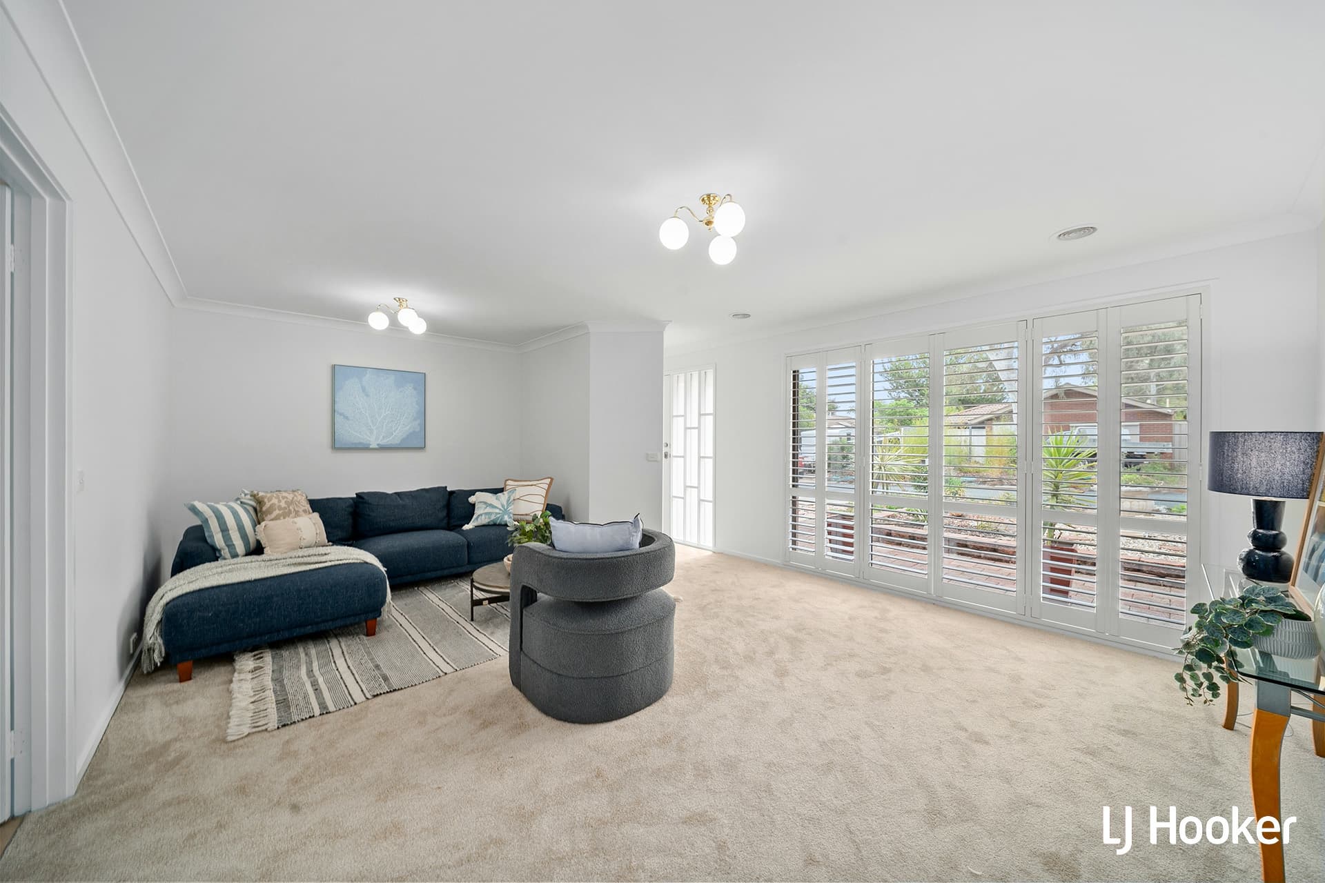 30 Dorrit Black Crescent, Lyneham, Lyneham - Thumbnail 2