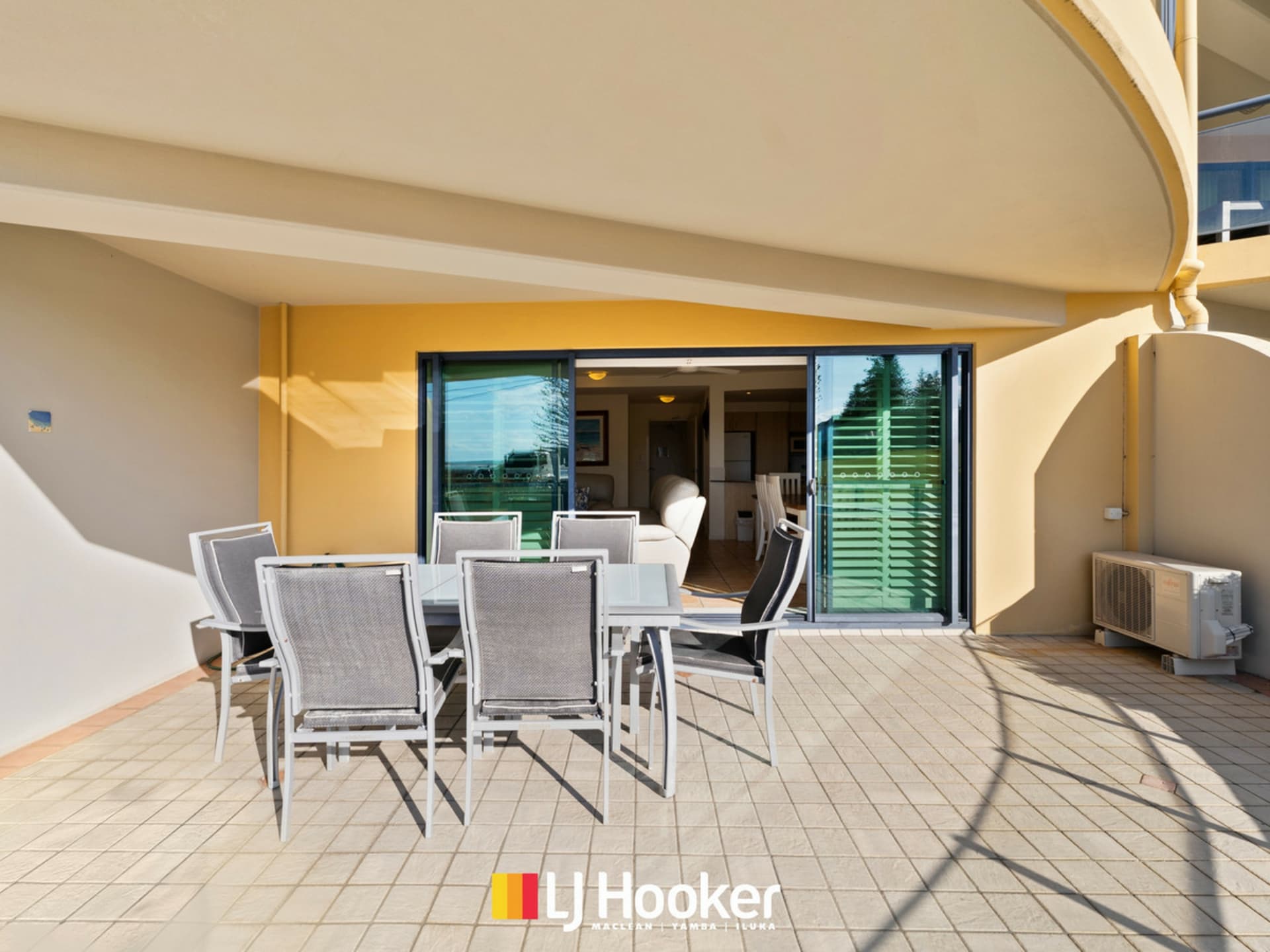 2/4 Queen Street, Yamba, Yamba - Thumbnail 4