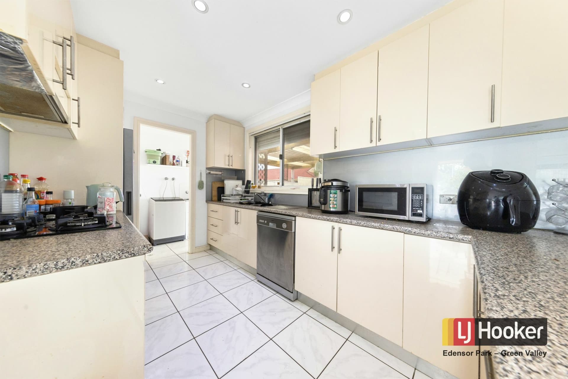 10 Greer Street, Bonnyrigg Heights, Bonnyrigg Heights - Thumbnail 4