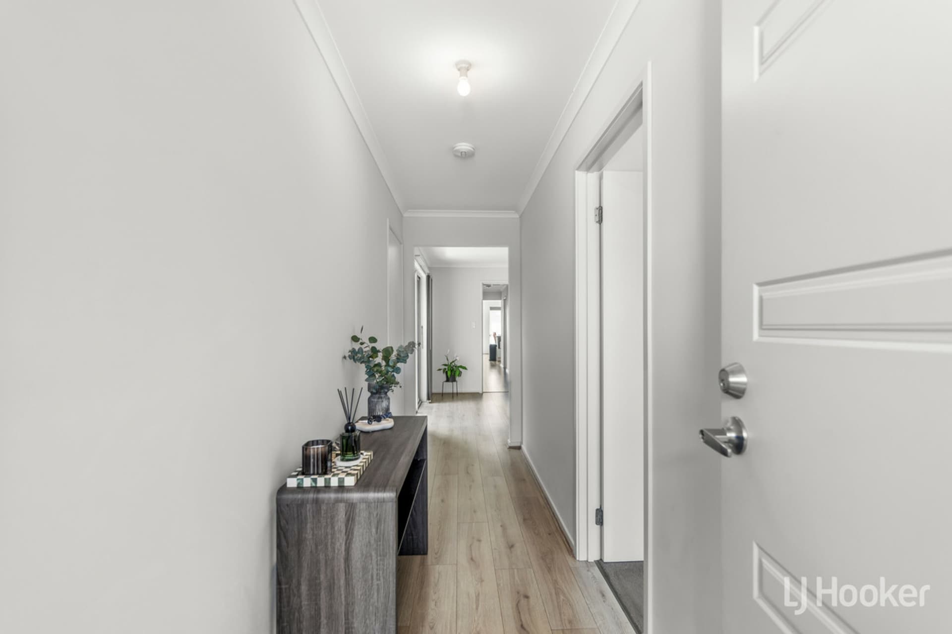 15 Evergreen Drive, Davoren Park, Davoren Park - Thumbnail 4