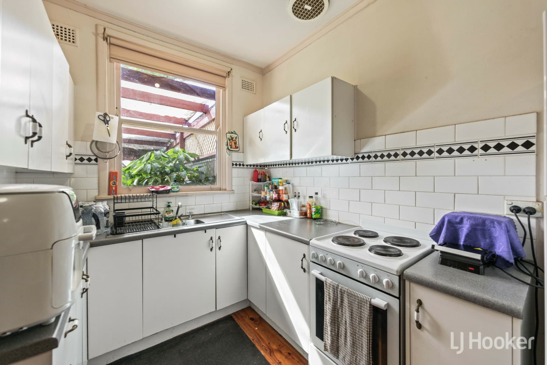 18 Yarnbury Road, Elizabeth North, Elizabeth North - Thumbnail 7
